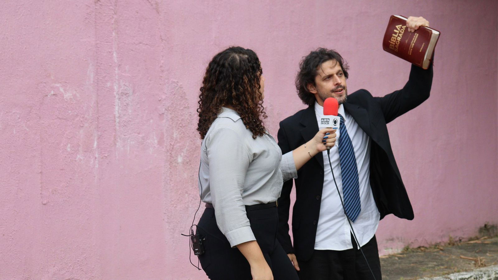 Backdrop for A Lenda do Chupa-Chupa