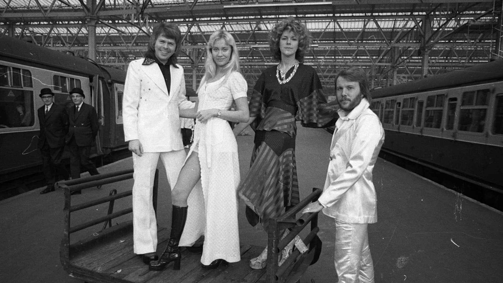 Backdrop for ABBA: Super Troupe