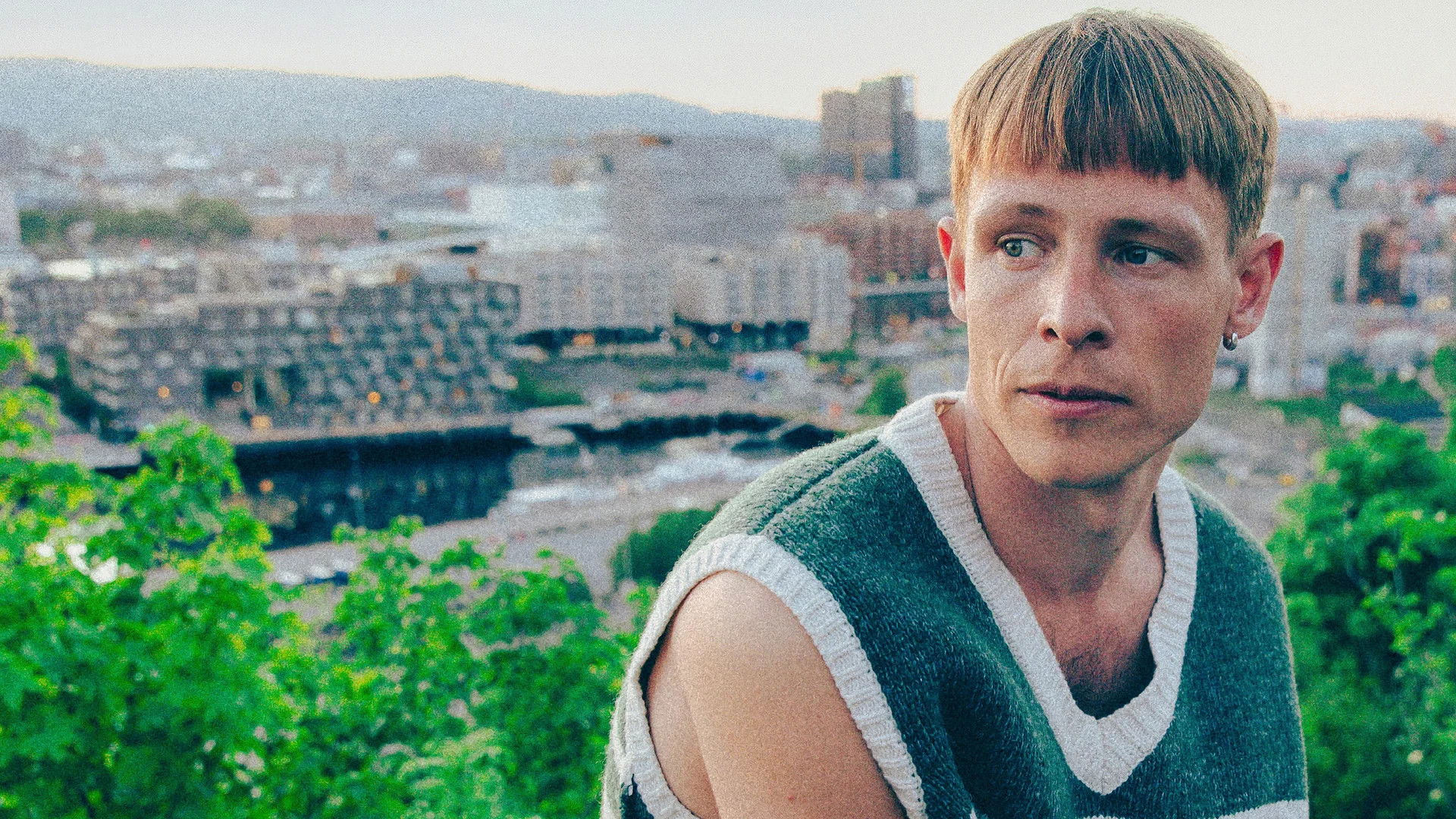 Backdrop for Riv i hjertet