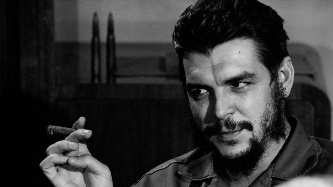 Backdrop for Che: A New Man