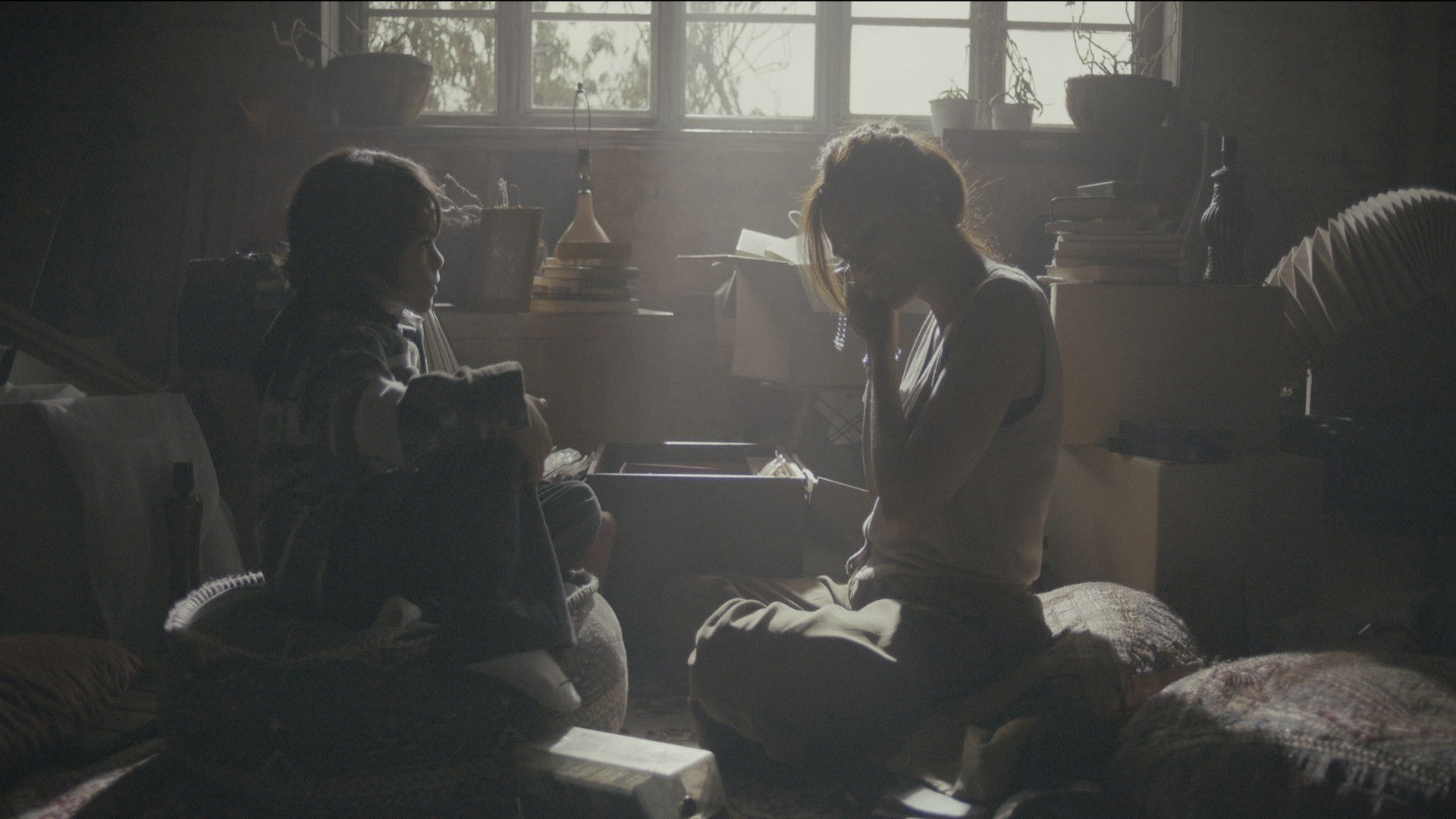 Backdrop for El tiempo que guardamos