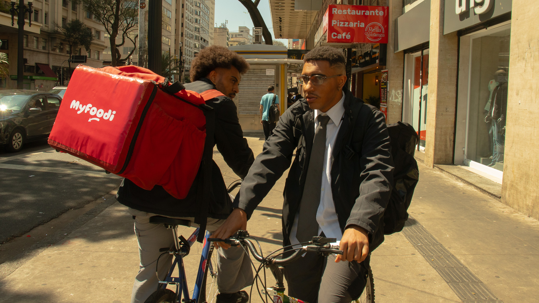 Backdrop for Precariado