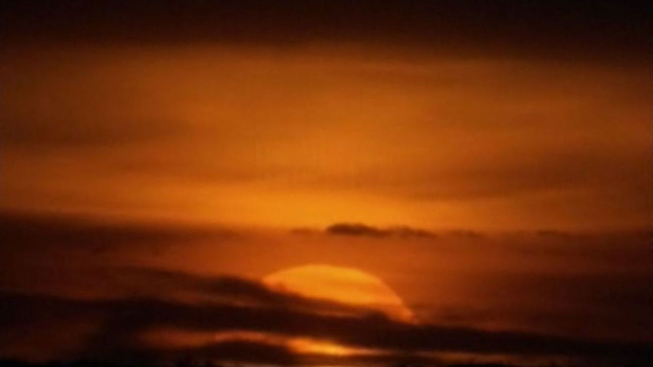 Backdrop for The Uninvited