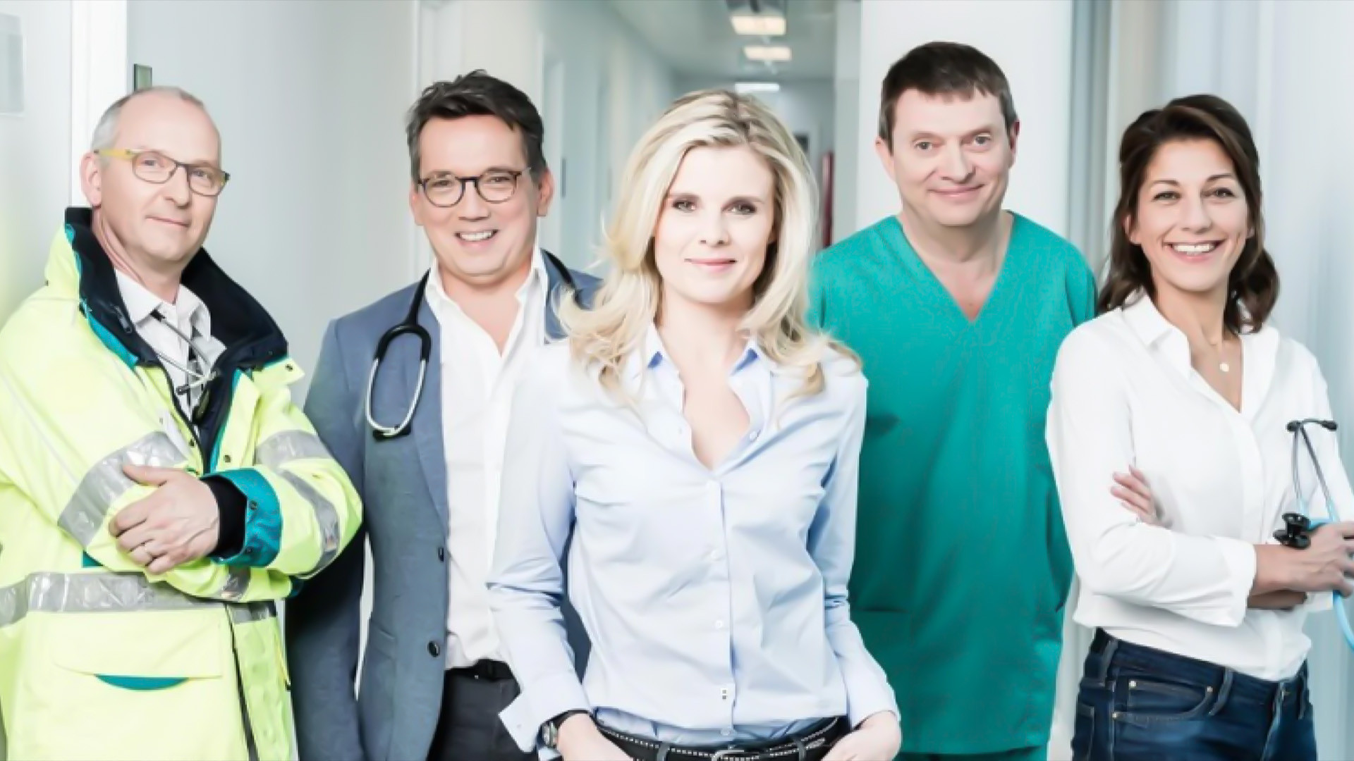 Backdrop for C'est grave docteur ?