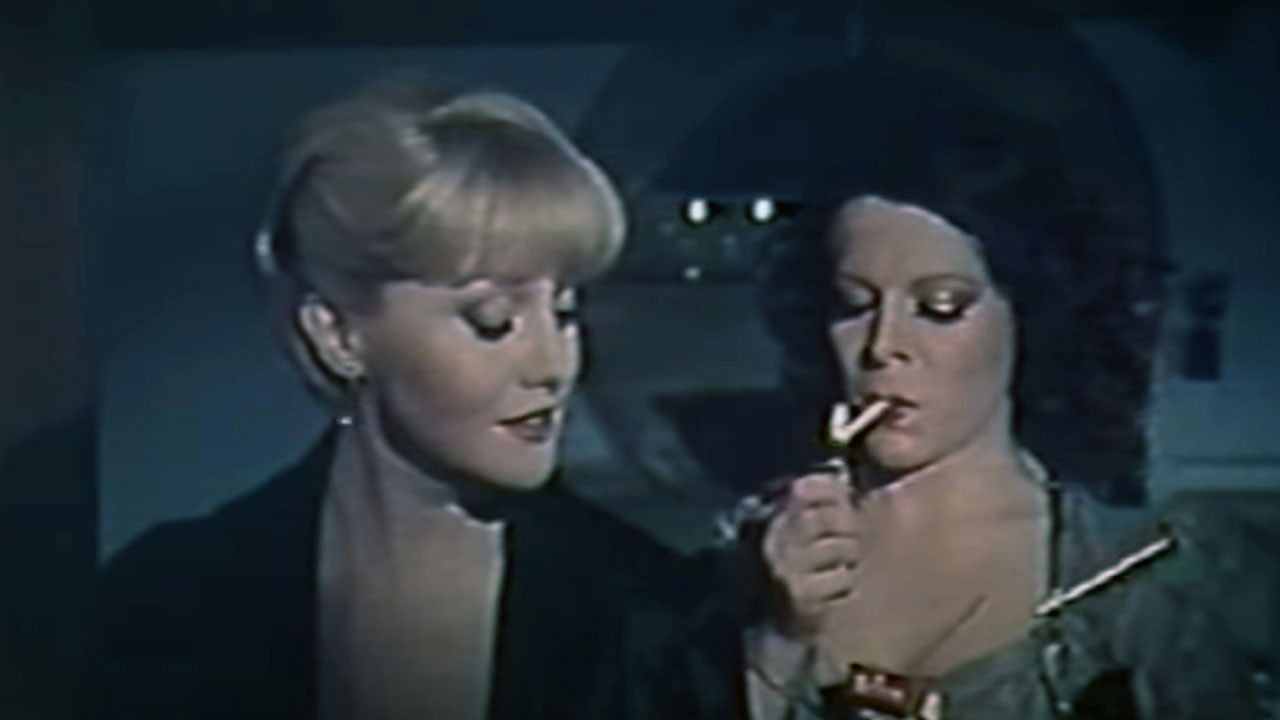 Backdrop for Los drogadictos