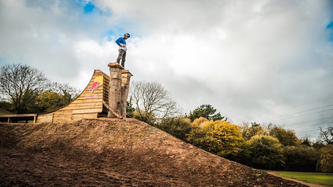 Backdrop for Design and Conquer with Matt Jones