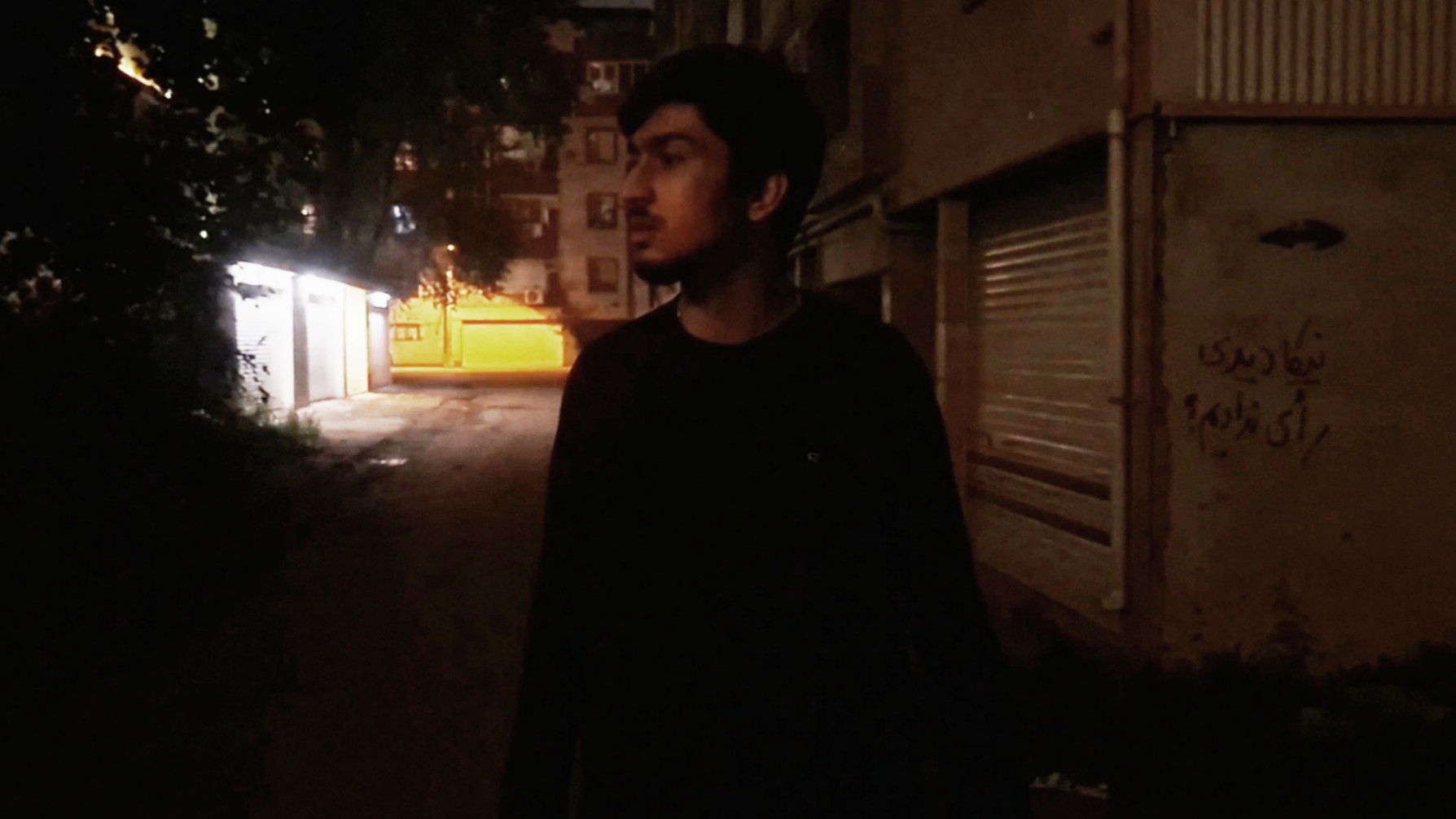 Backdrop for Kooche-Ye Tanhayi