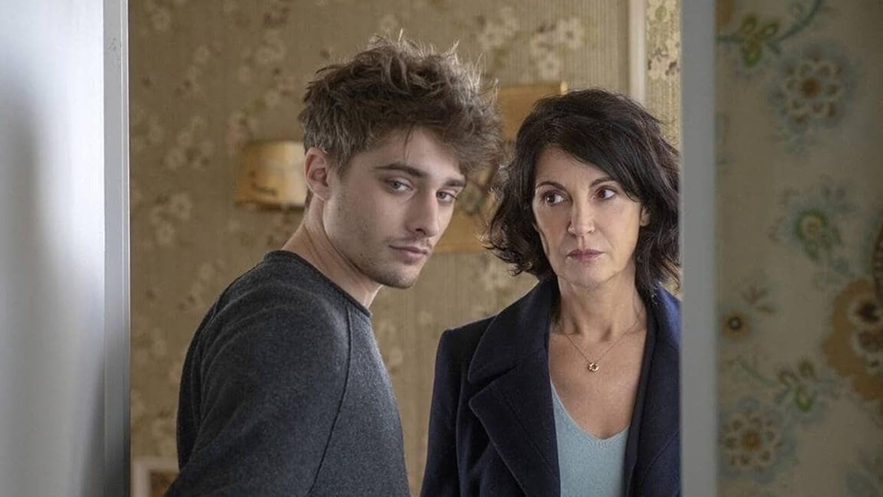 Backdrop for The Devil Inside