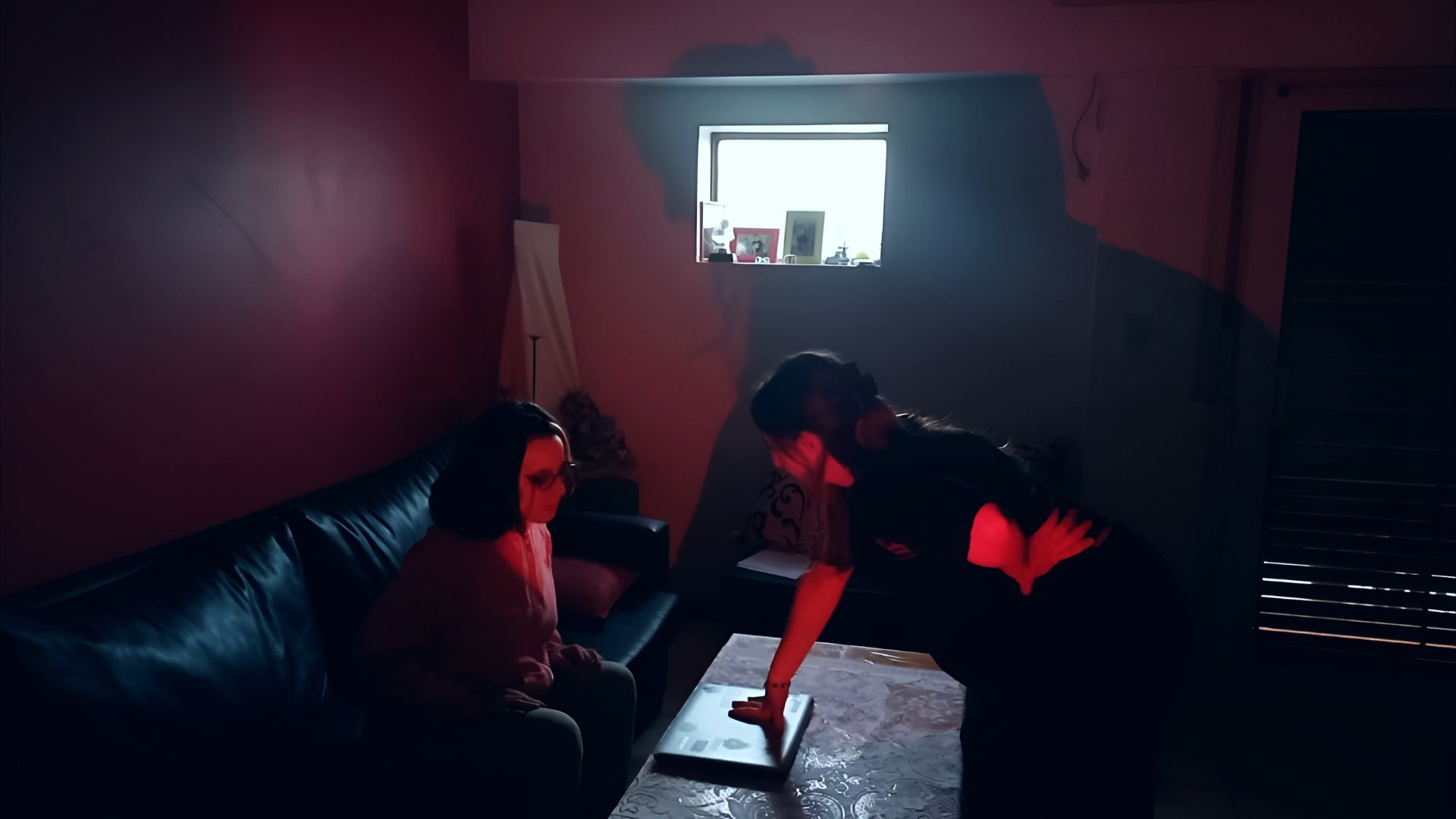 Backdrop for TPánico