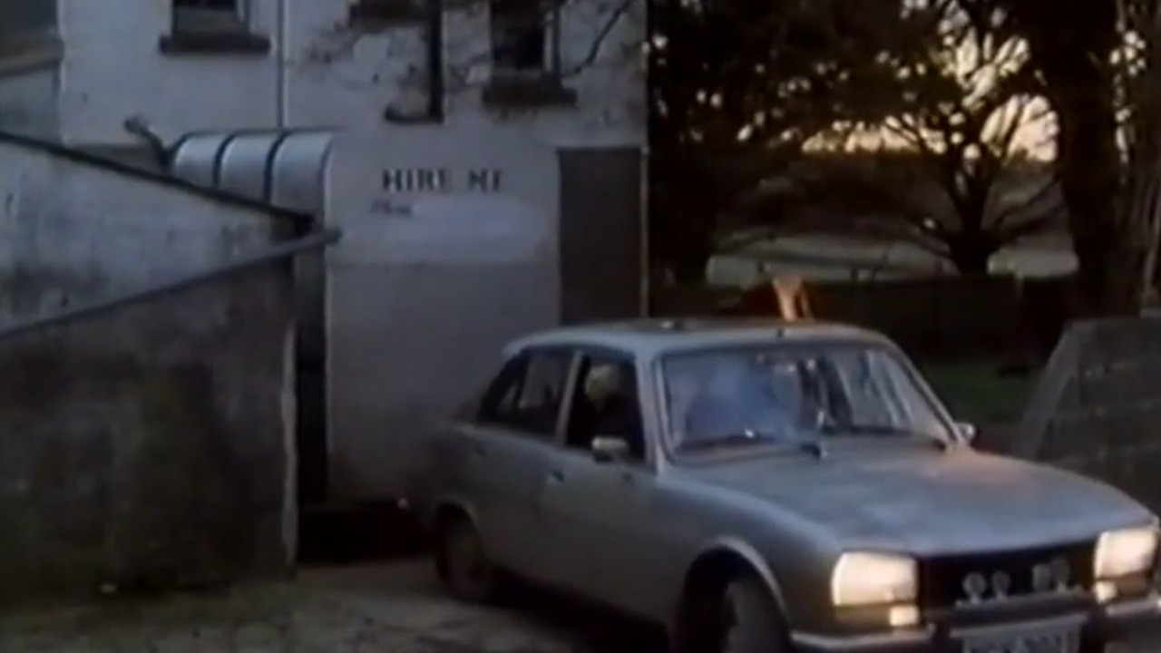 Backdrop for Living on the Edge