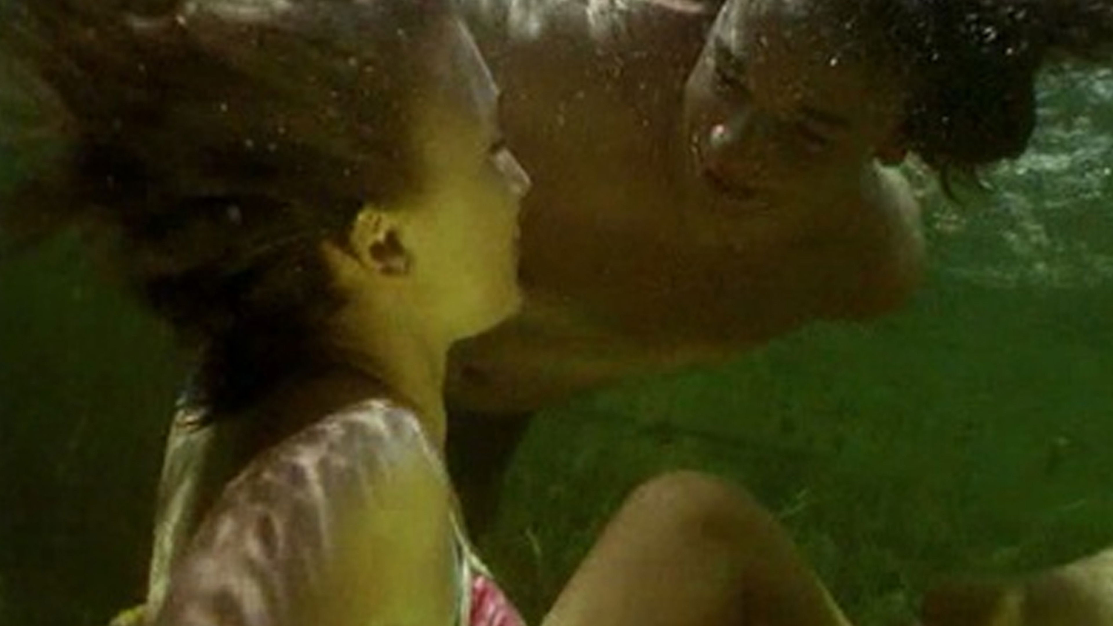 Backdrop for Tres juntos