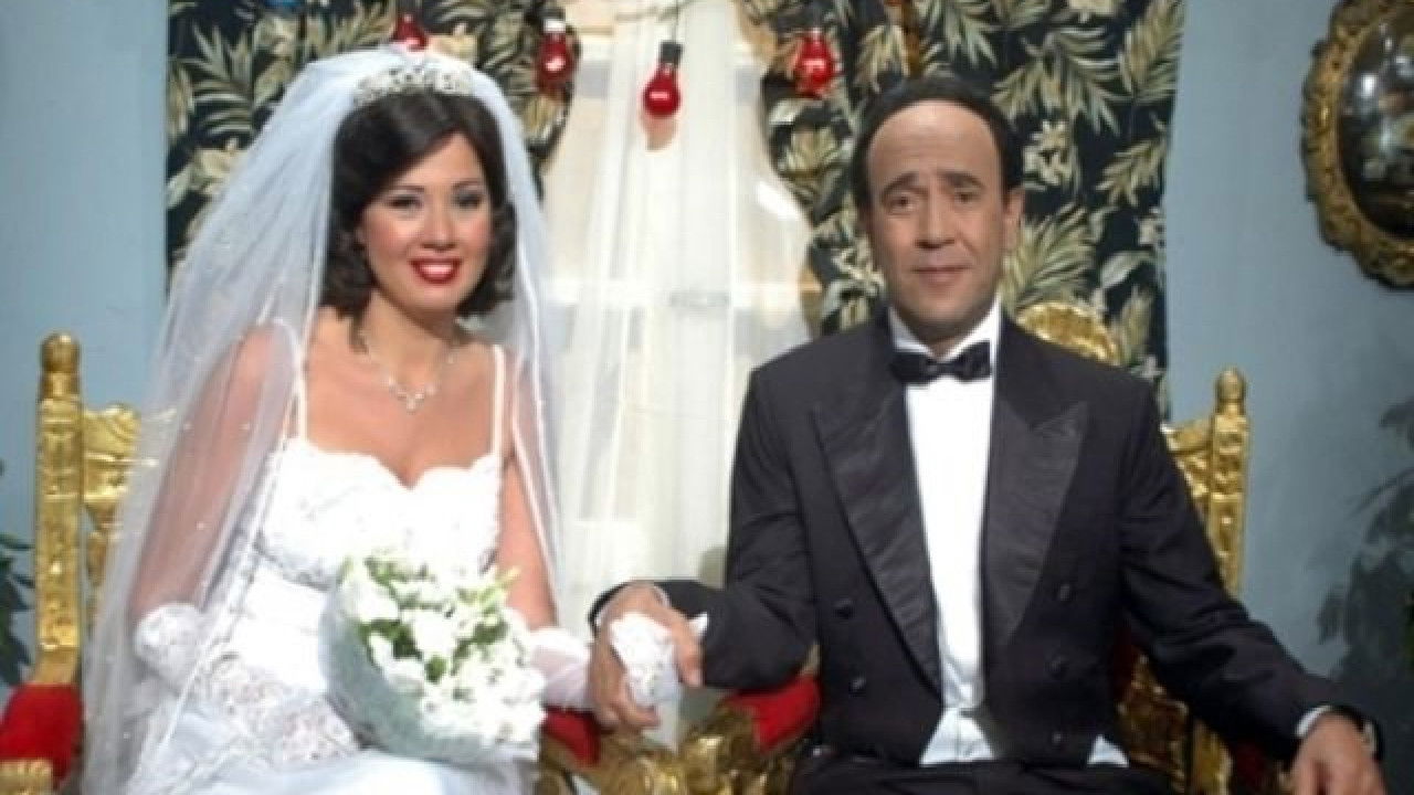 Backdrop for Ismail Yassine (The Man with the Funny Laugh)