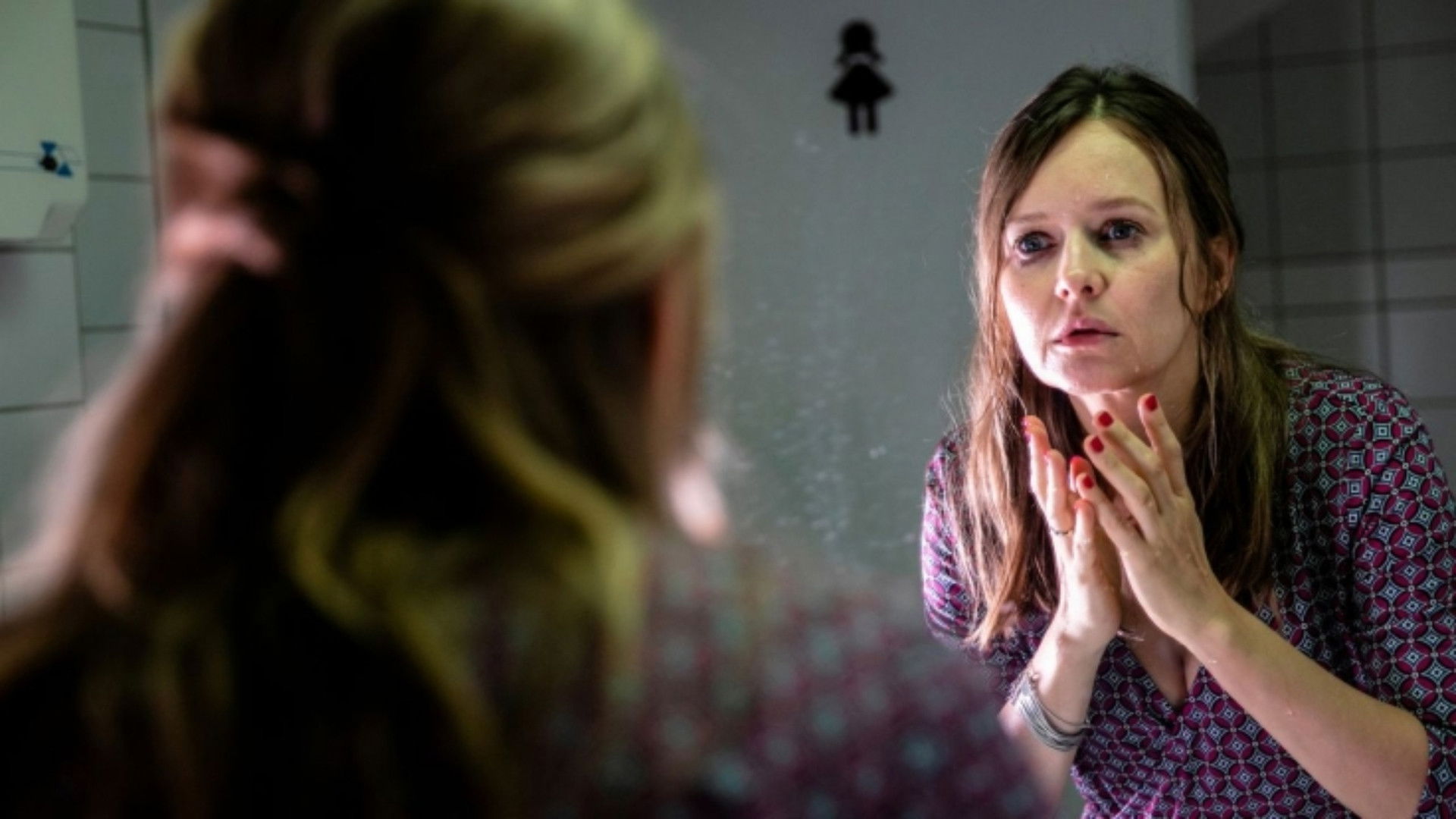 Backdrop for Lautlose Tropfen