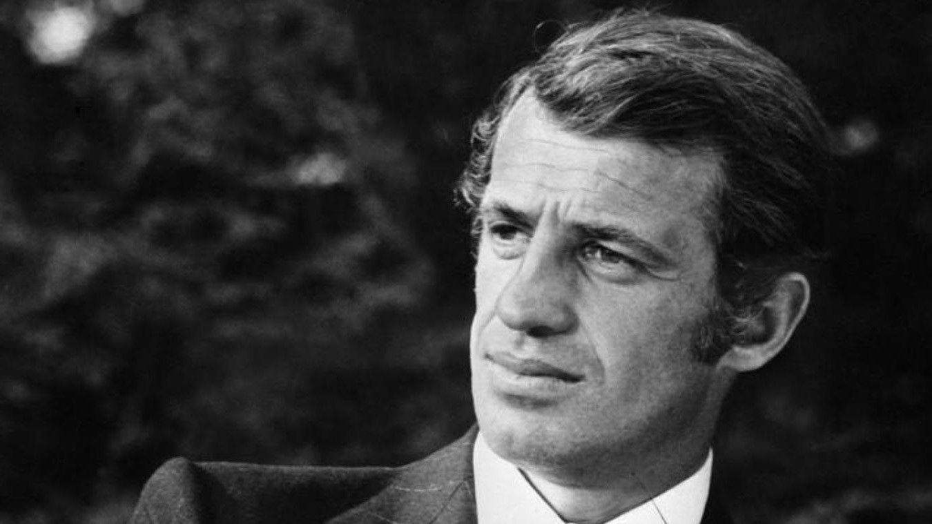 Backdrop for Belmondo, itinéraire...
