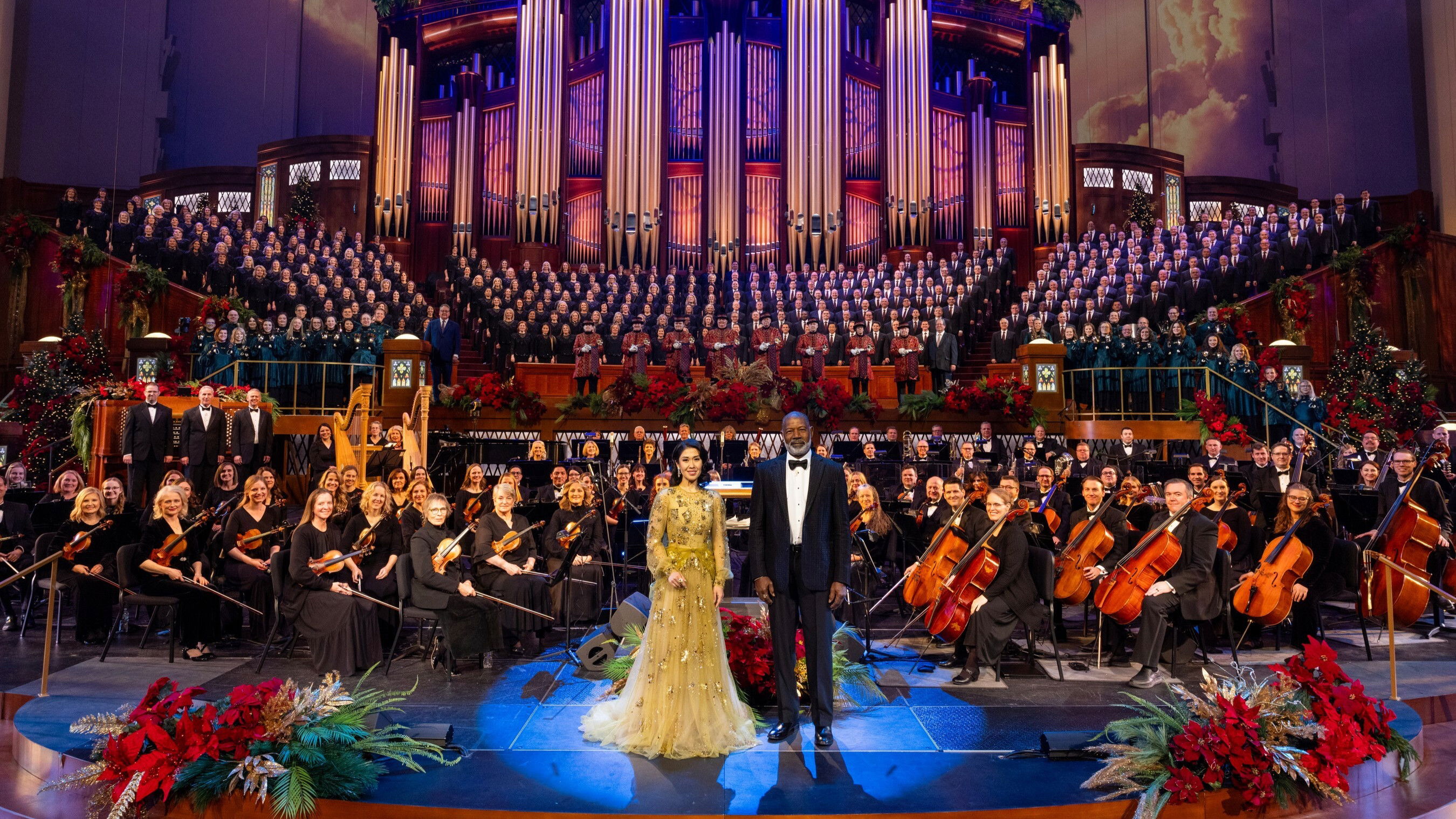 Backdrop for Hope of the Season: Christmas with The Tabernacle Choir