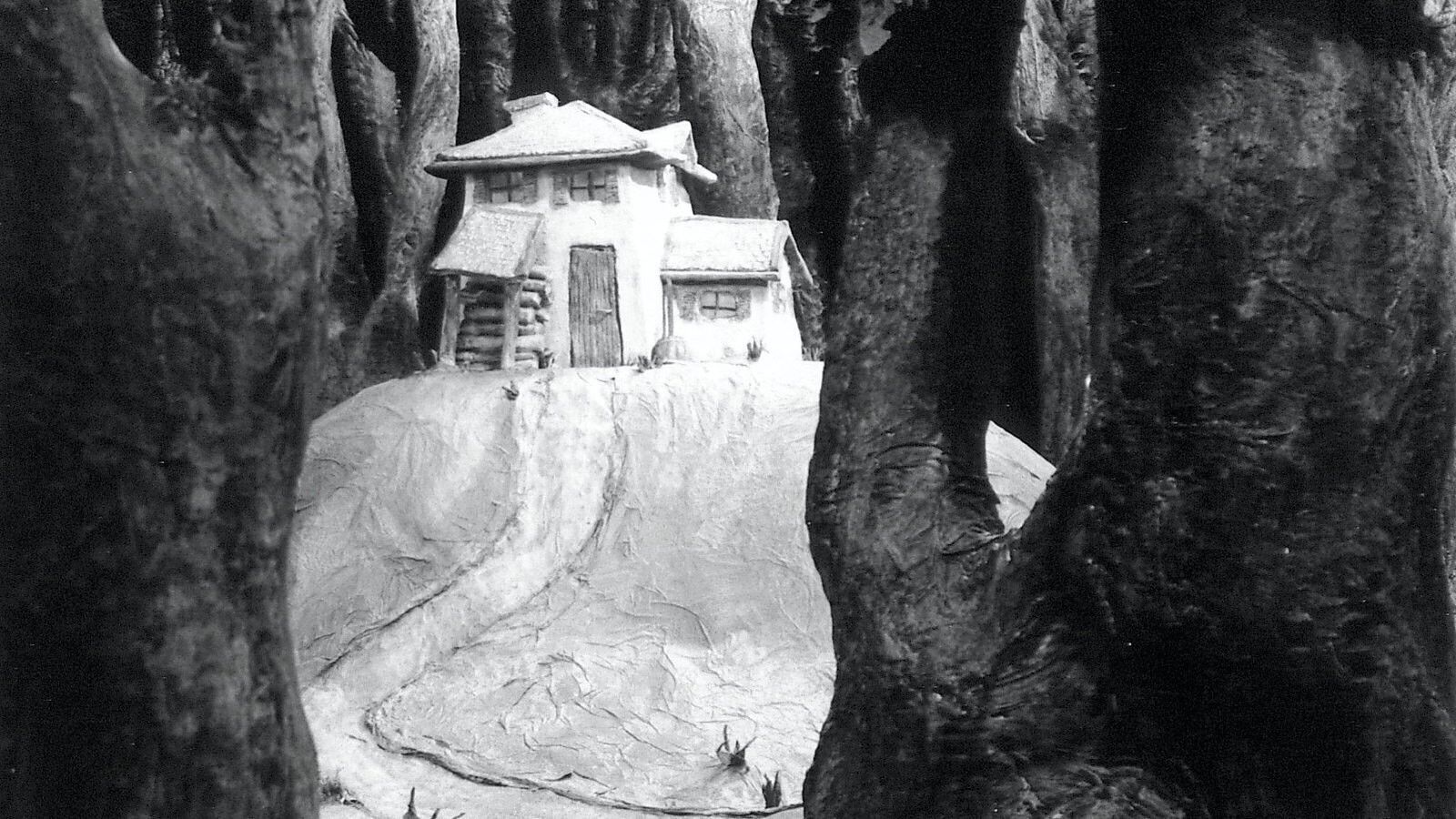 Backdrop for Petites Z'escapades