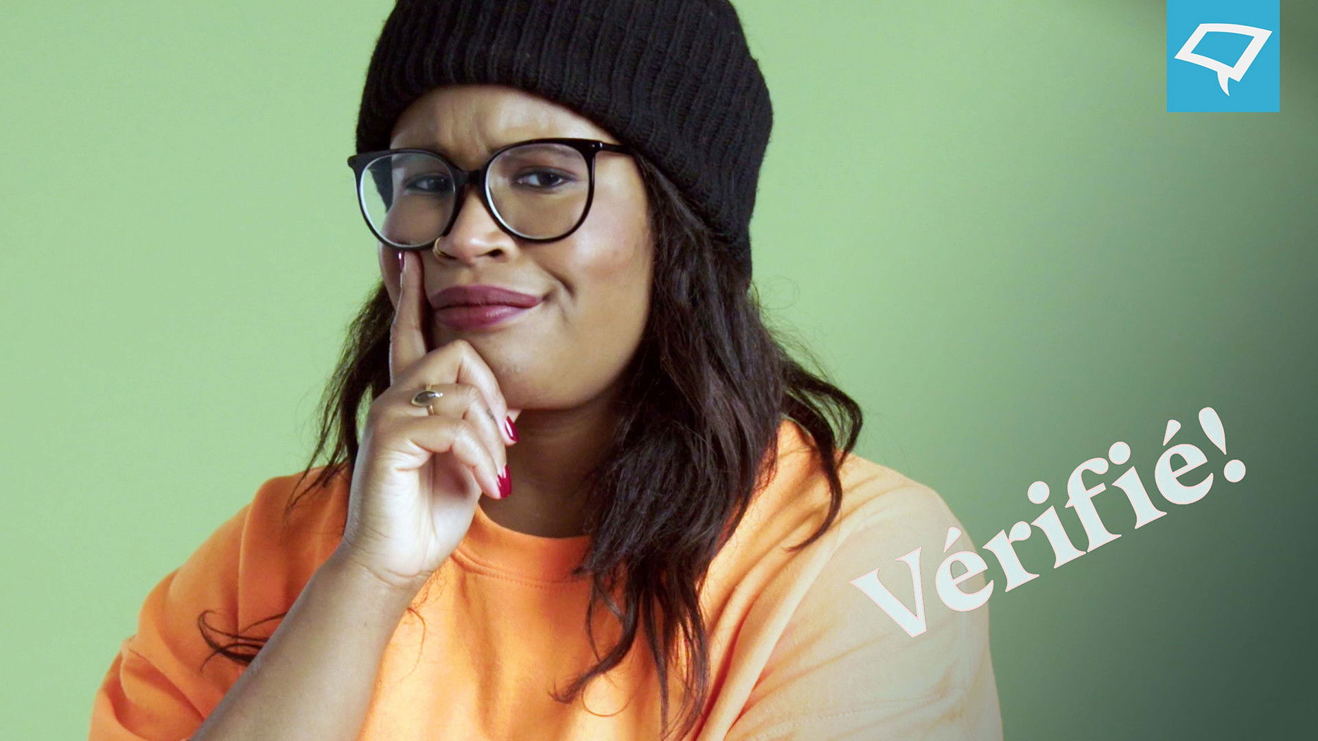 Backdrop for Vérifié!