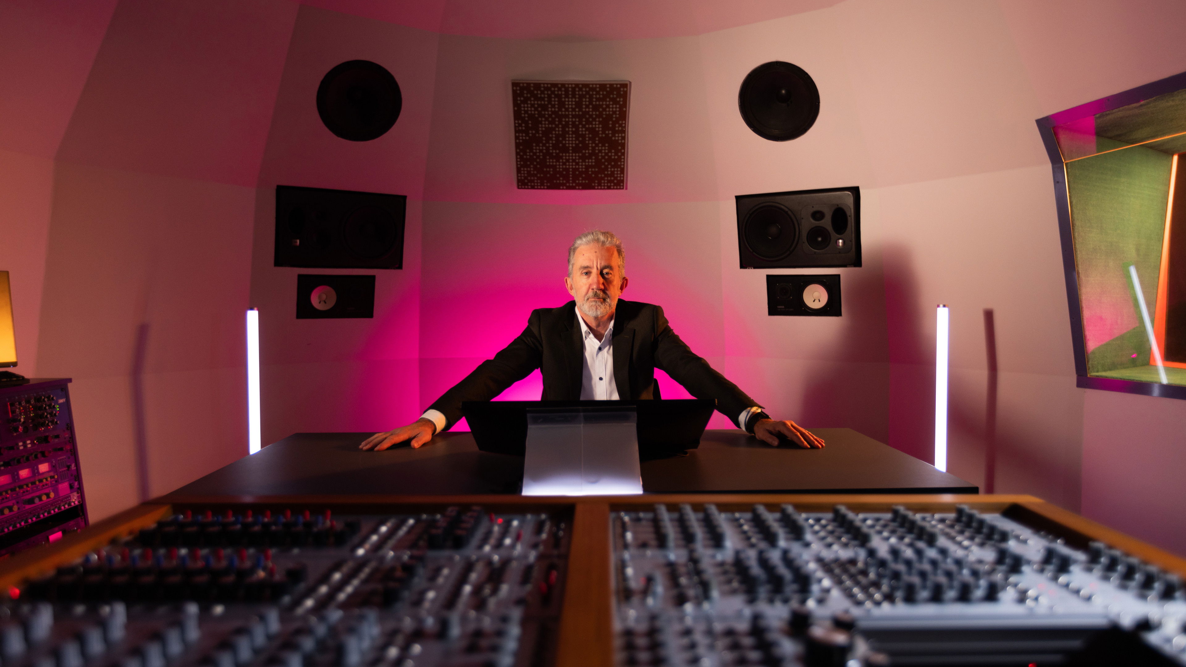 Backdrop for You've Been Scammed By Nigel Latta