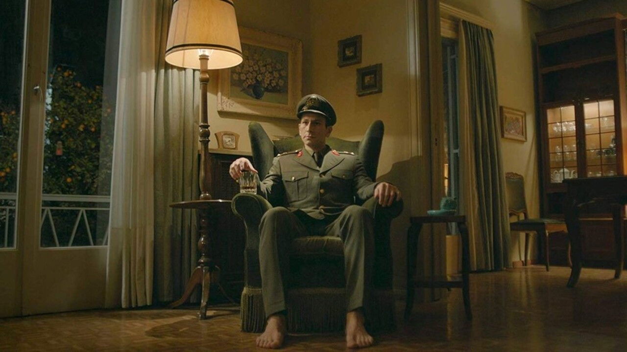 Backdrop for Defunct