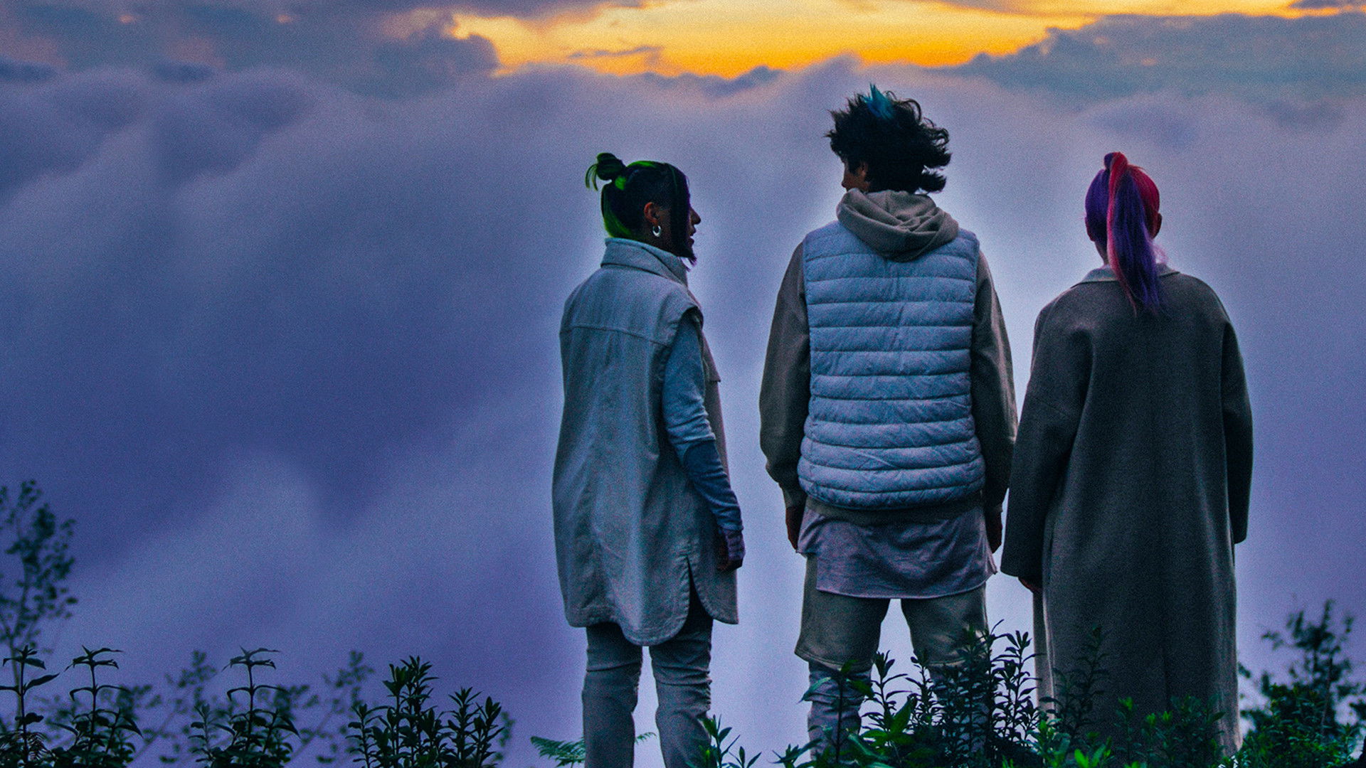 Backdrop for Revolution: Los Polinesios