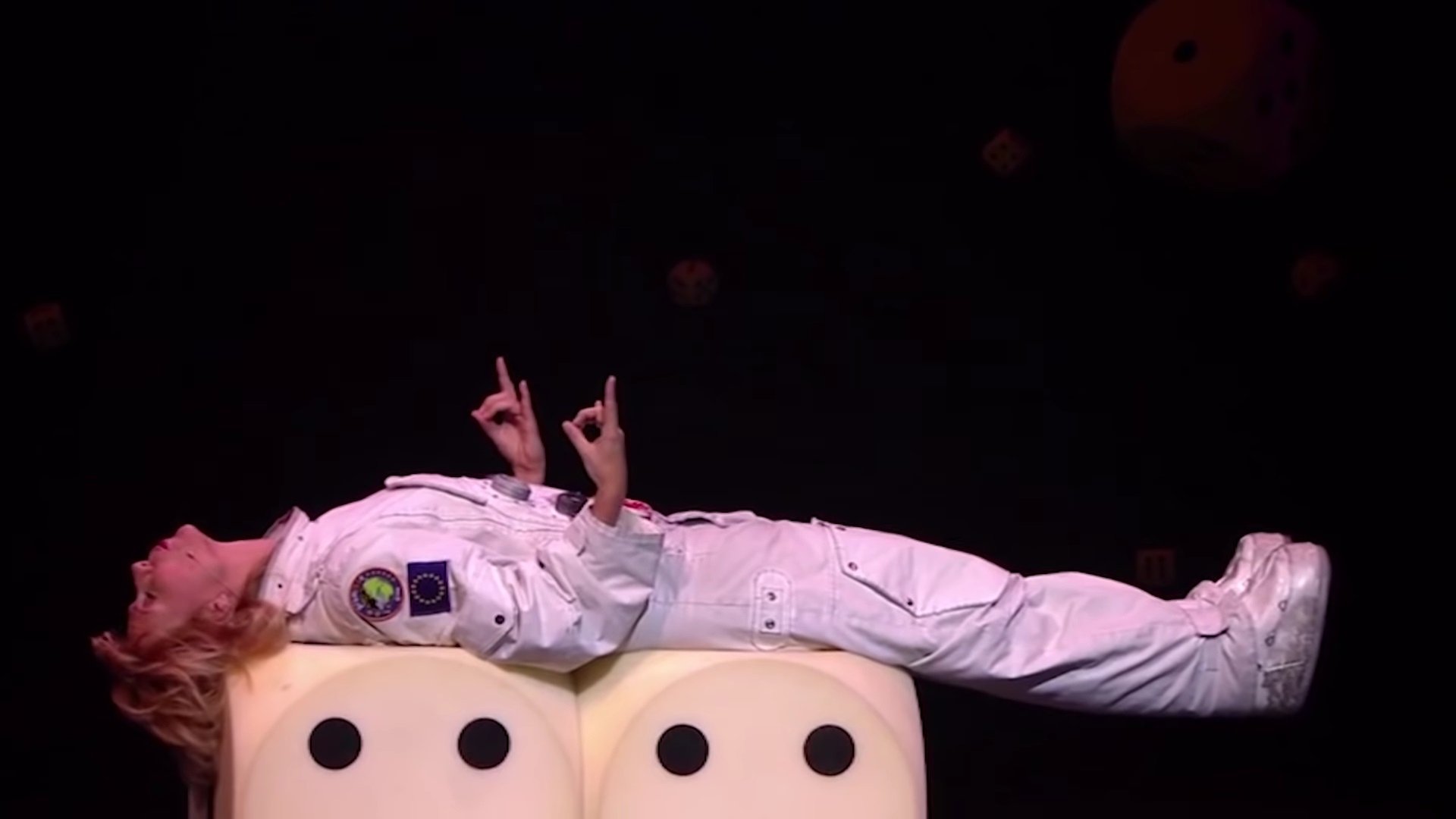 Backdrop for Claudia de Breij: Teerling