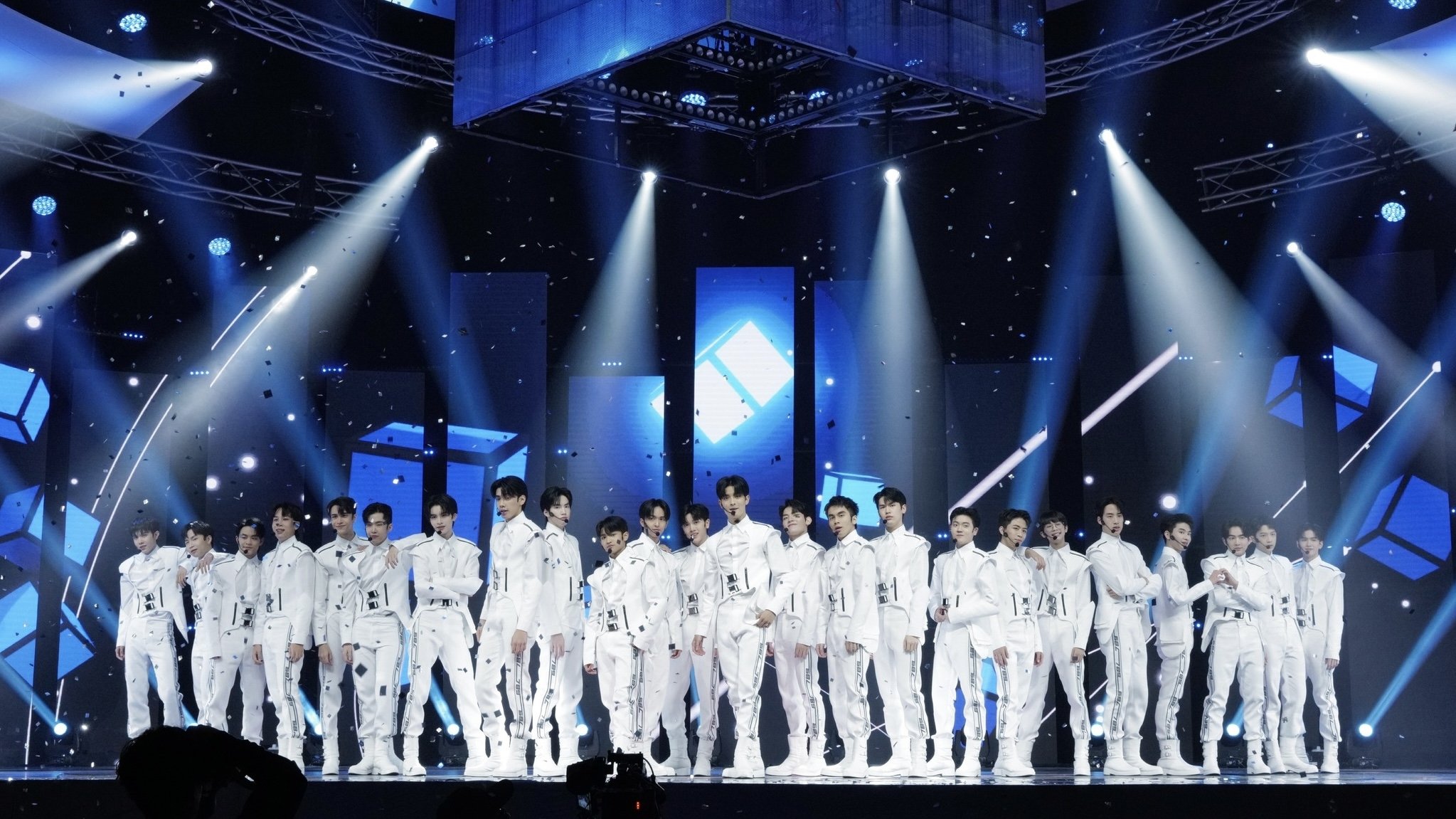 Backdrop for 789 Survival