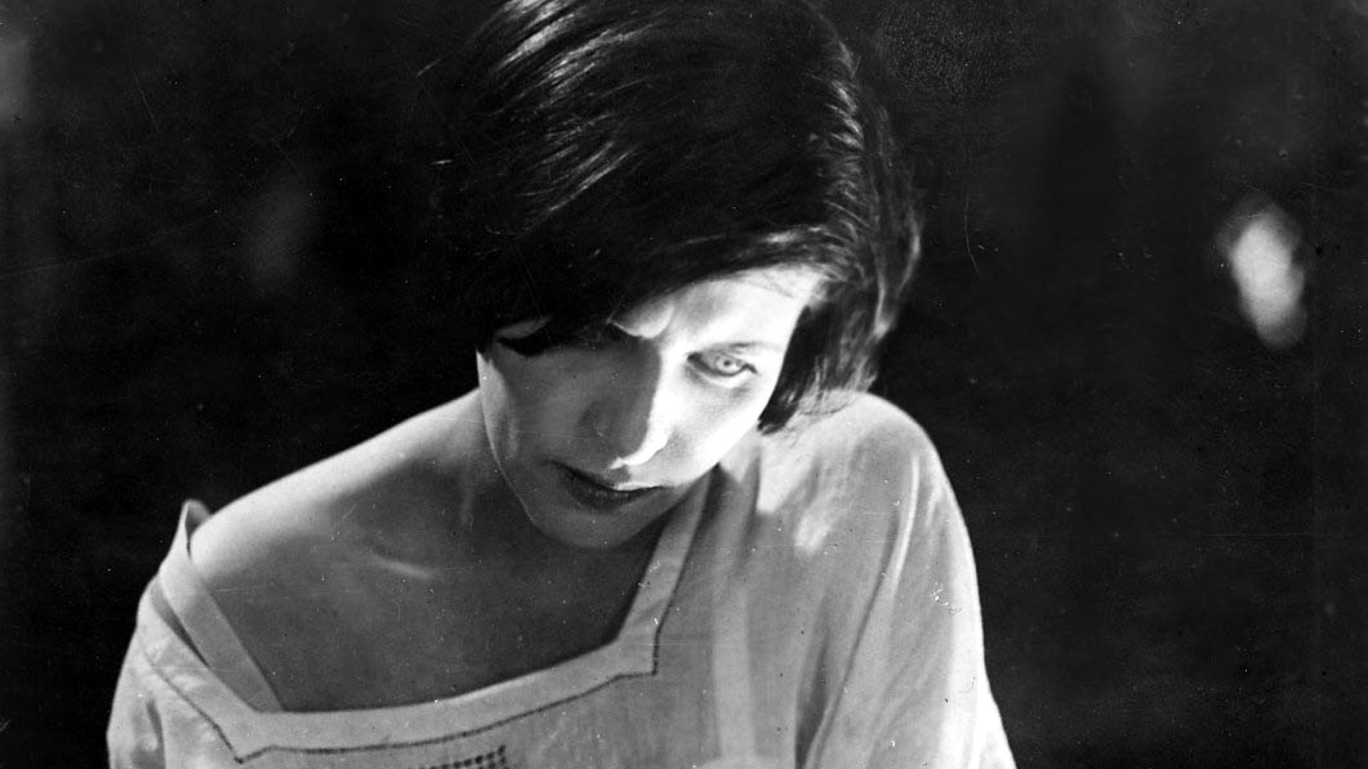 Backdrop for Bed and Sofa