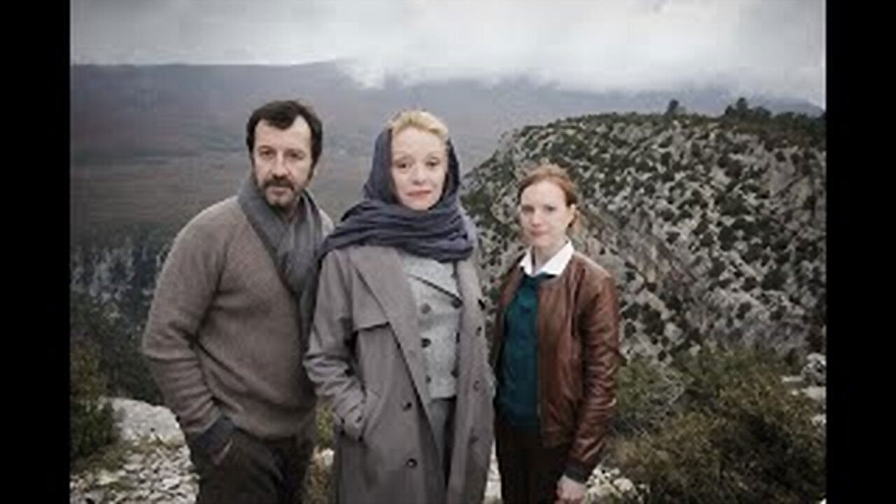 Backdrop for Les Trois Silences