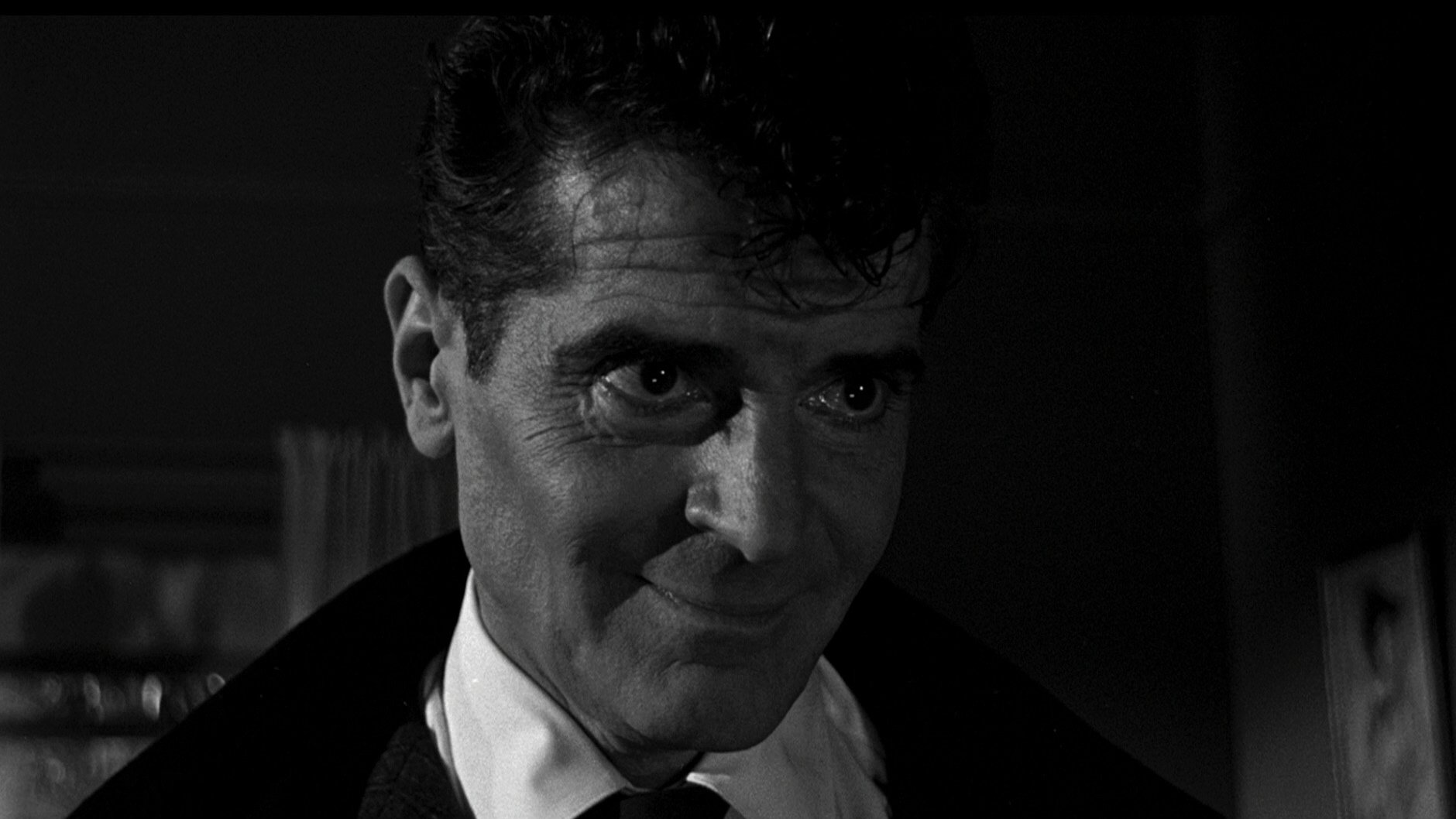 Backdrop for The Return of Dracula