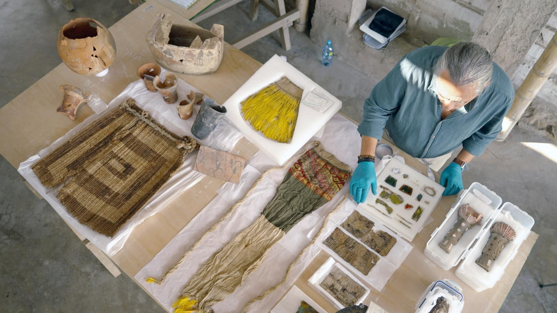 Backdrop for Incas: The New Story