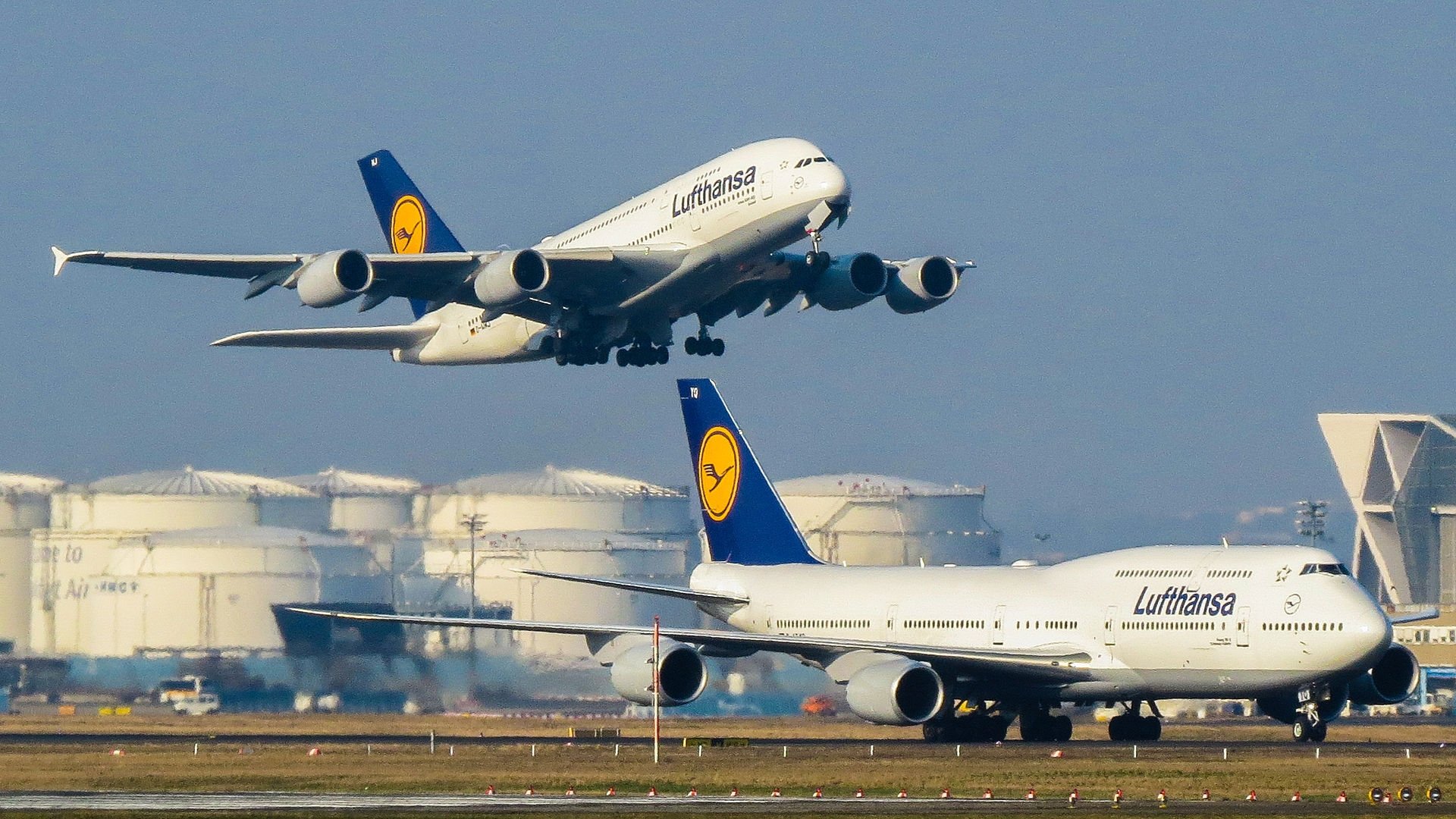 Backdrop for Airbus vs Boeing: The Jumbo Jet Race