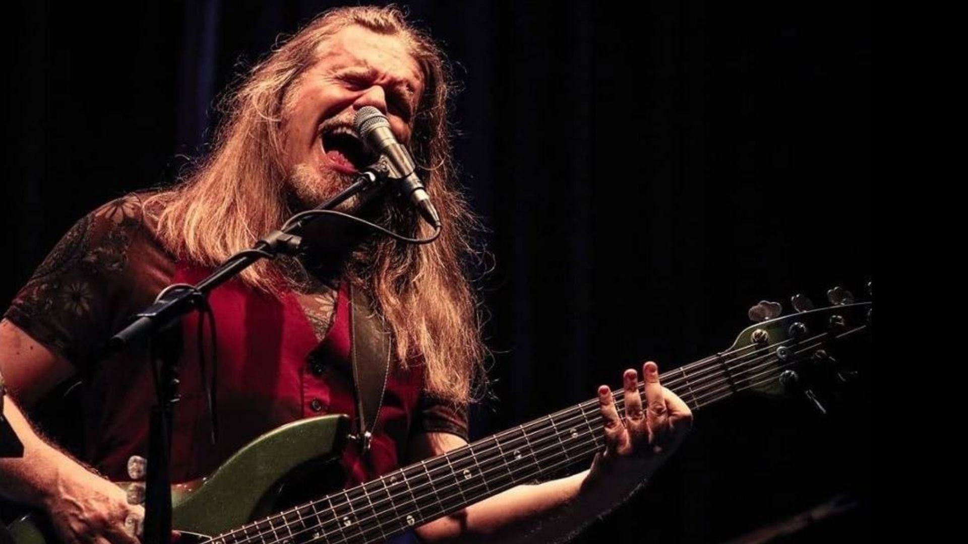 Backdrop for Engenheiros do Hawaii - Acústico Novos Horizontes