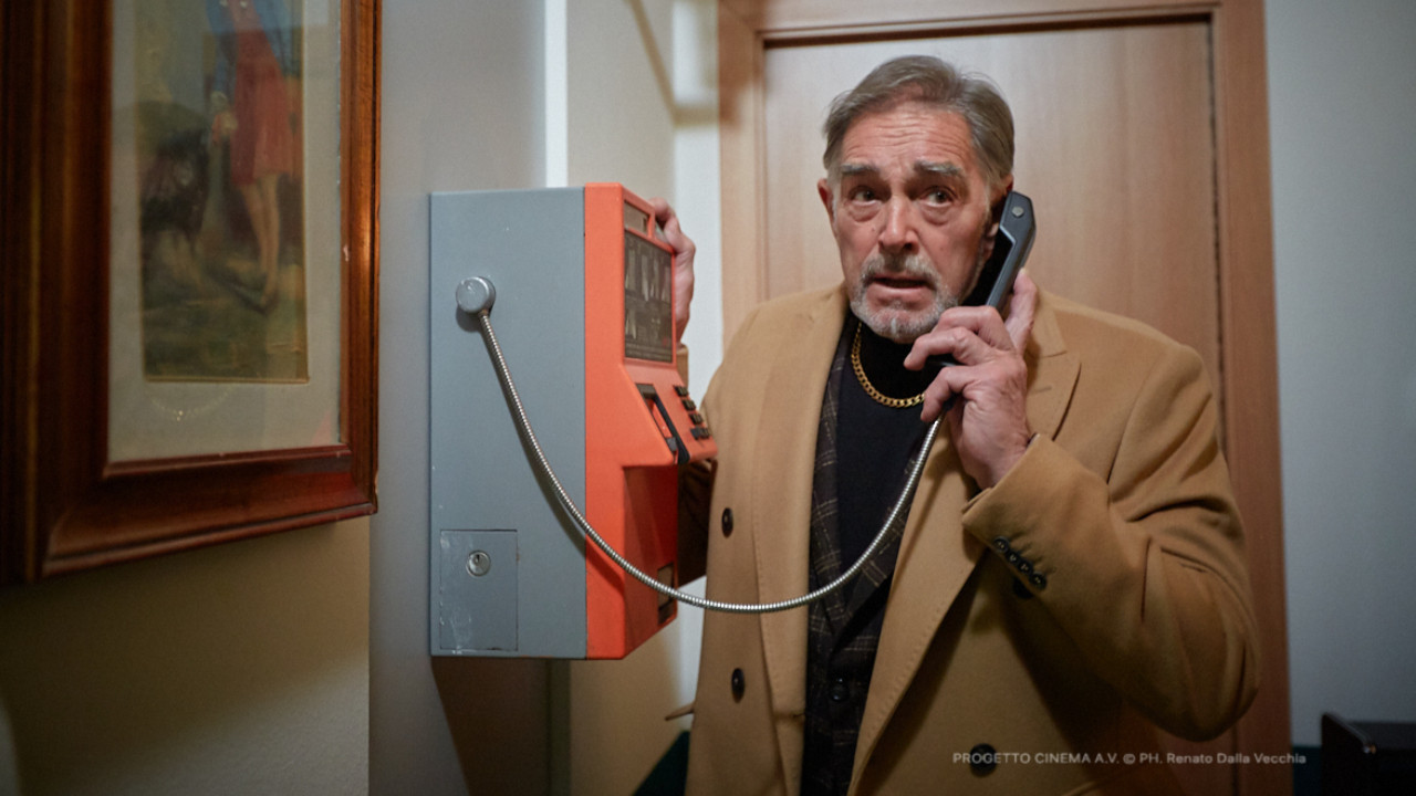 Backdrop for 800 giorni