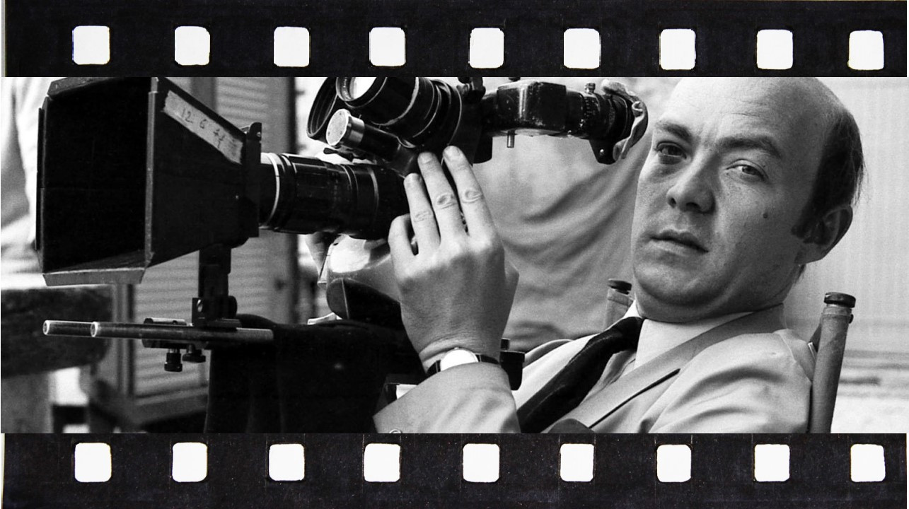 Backdrop for Dans les pas de Jean-Paul Rappeneau