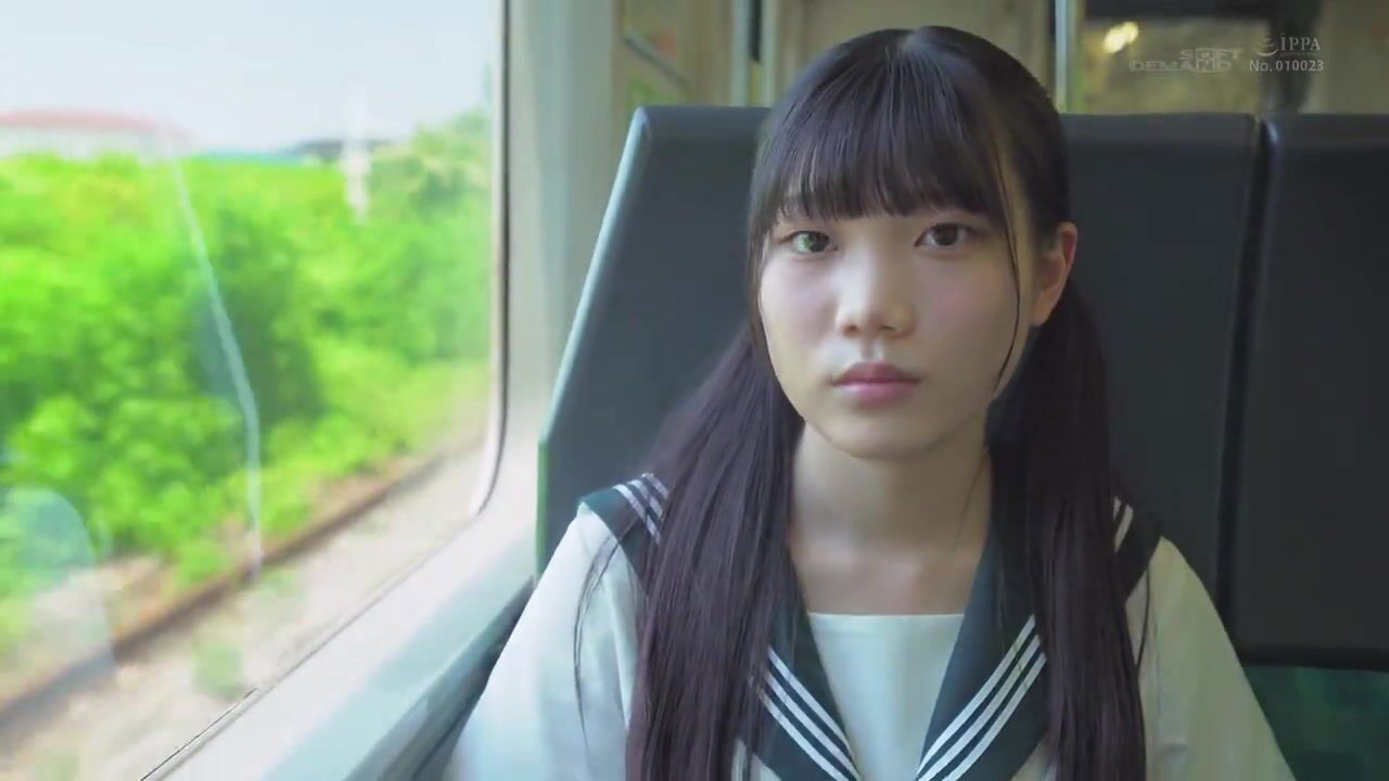 Backdrop for A 19-year-old in turmoil. Shy, serious, secretly lewd. I don’t want to become an adult just yet. Kaname Mochimi AV DEBUT