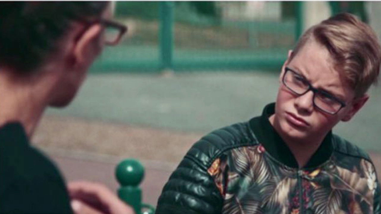 Backdrop for Itinéraire d'un enfant placé