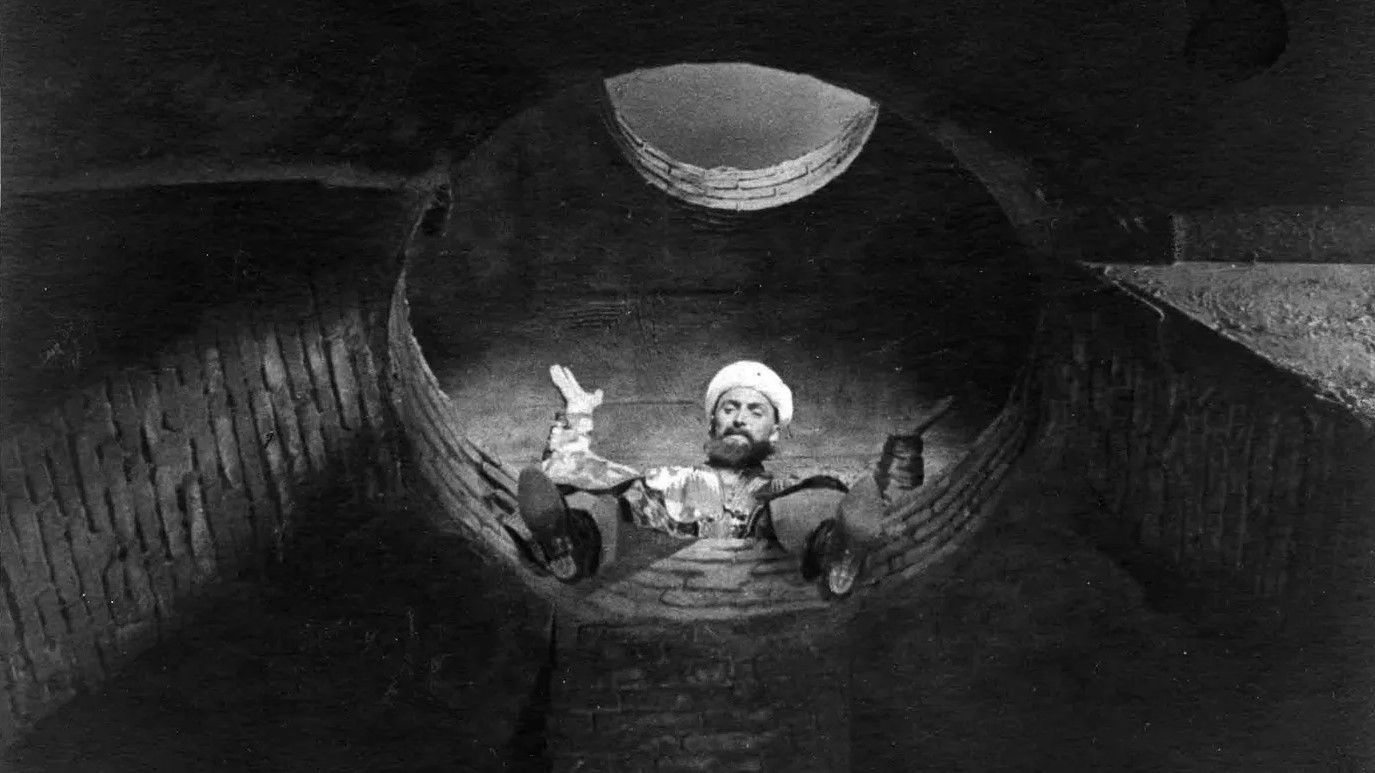 Backdrop for Dokhunda