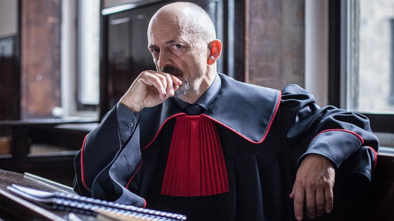 Backdrop for Public Prosecutor