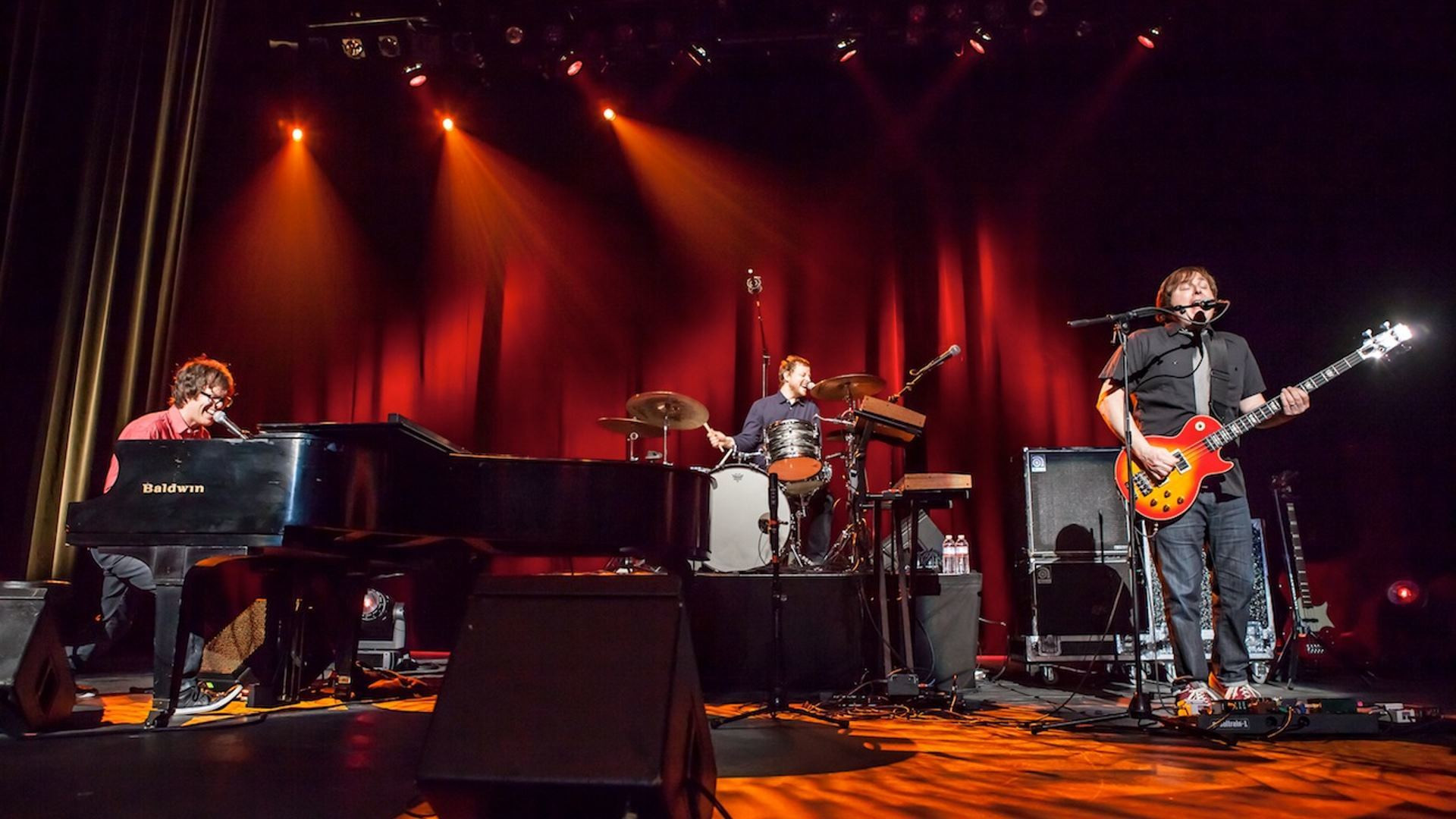 Backdrop for Ben Folds Five: Live from the Warfield
