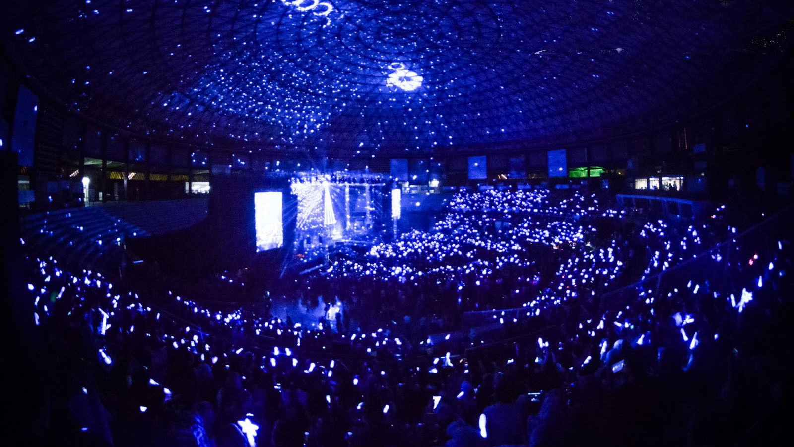 Backdrop for CNBLUE - Blue Night