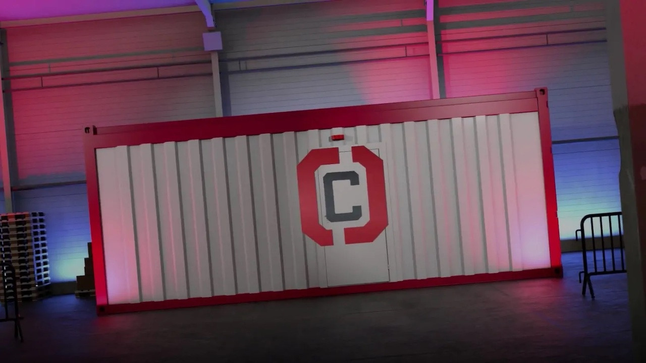 Backdrop for Celebs in Solitary