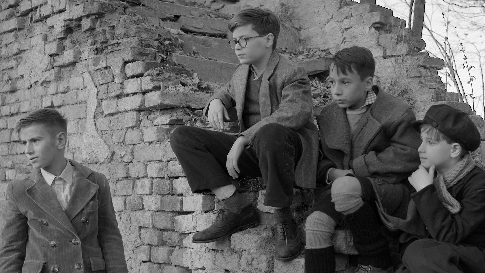 Backdrop for Test of Courage