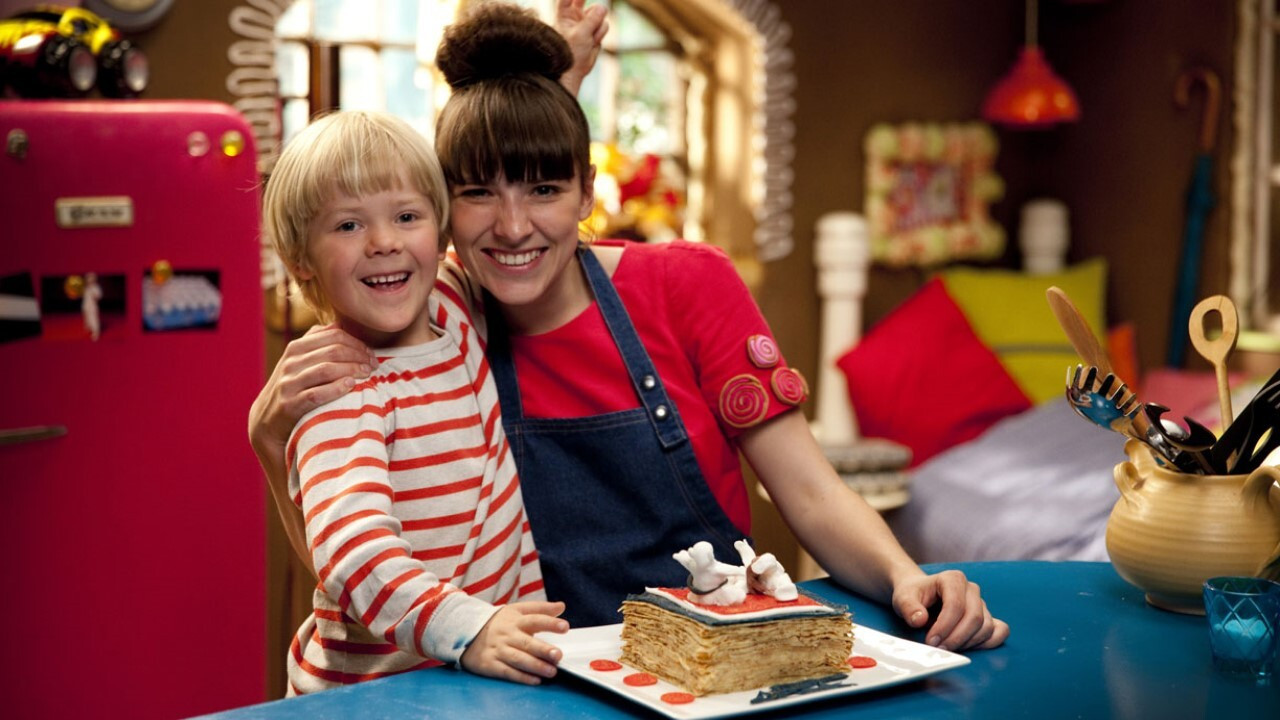 Backdrop for Rosa Fra Rouladegade