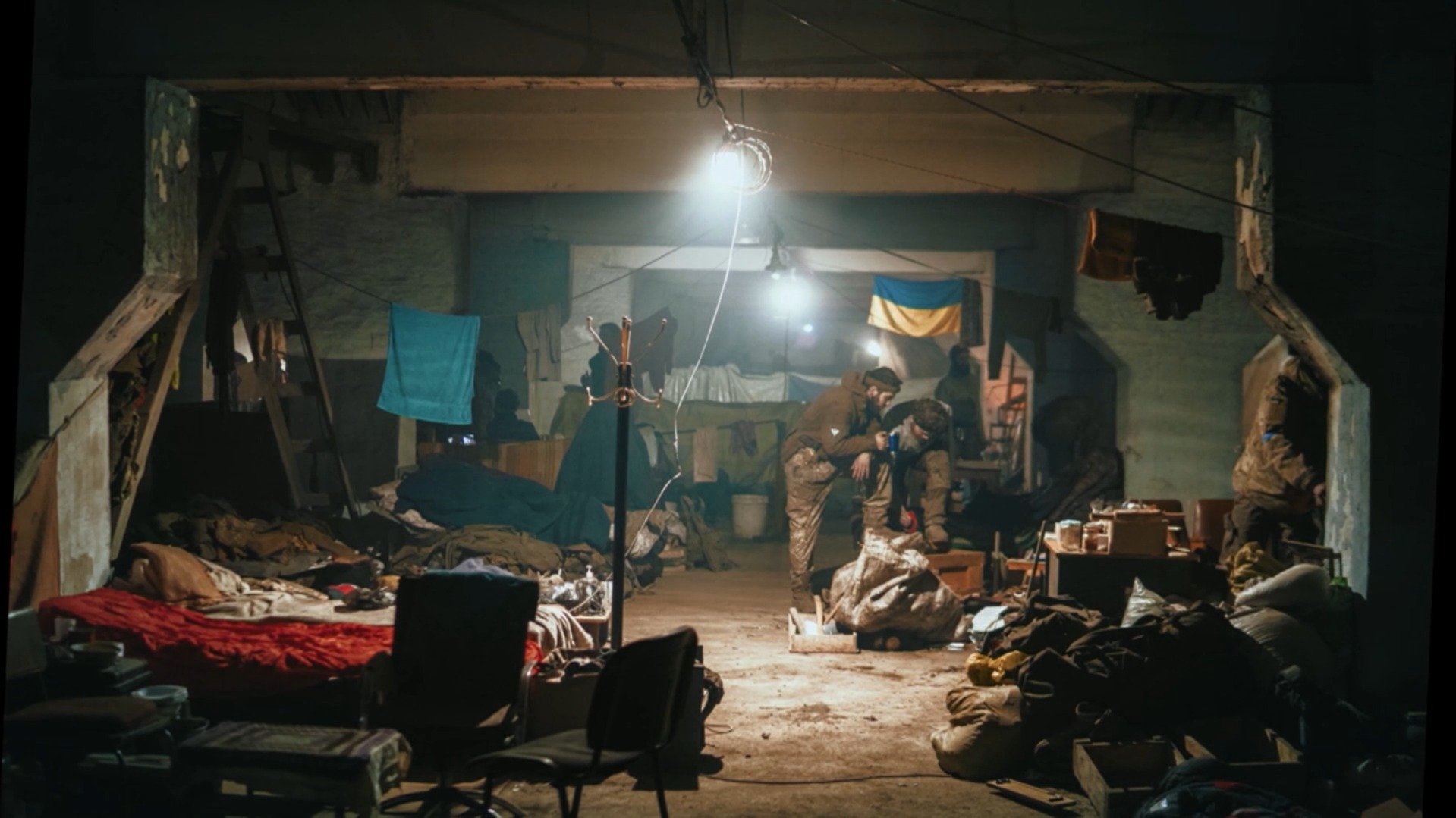 Backdrop for 82 Days in hell