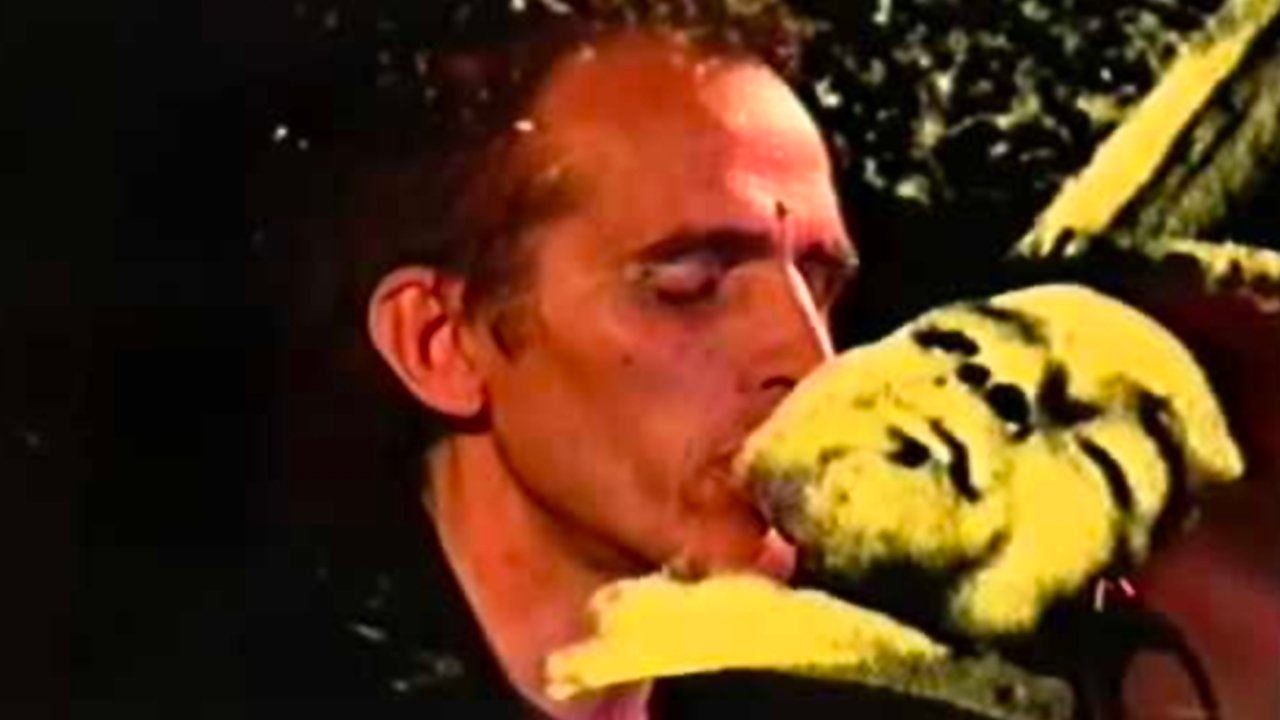 Backdrop for C.S.I. - Un Giorno di Fuoco