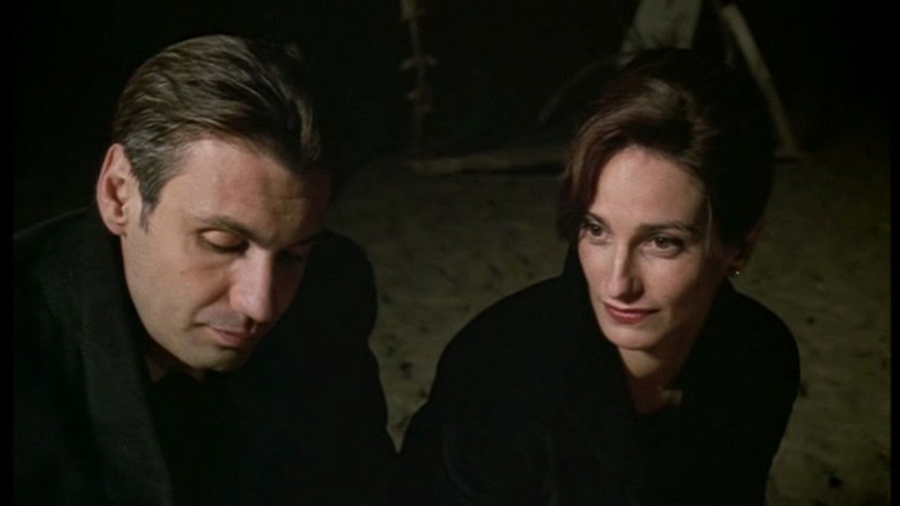 Backdrop for Un Amore