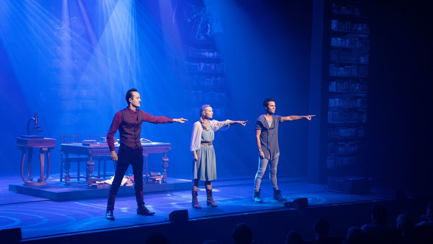 Backdrop for Nachtwacht Show: Het Vervloekte Perkament