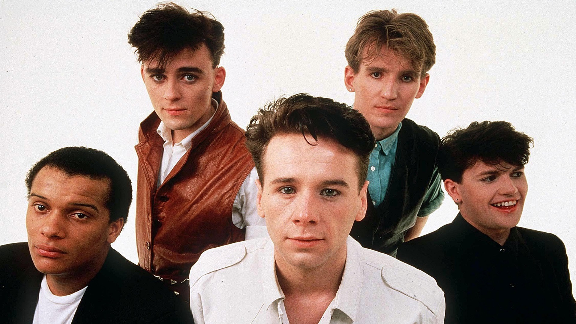 Backdrop for Simple Minds: New Gold Dream (81-82-83-84)