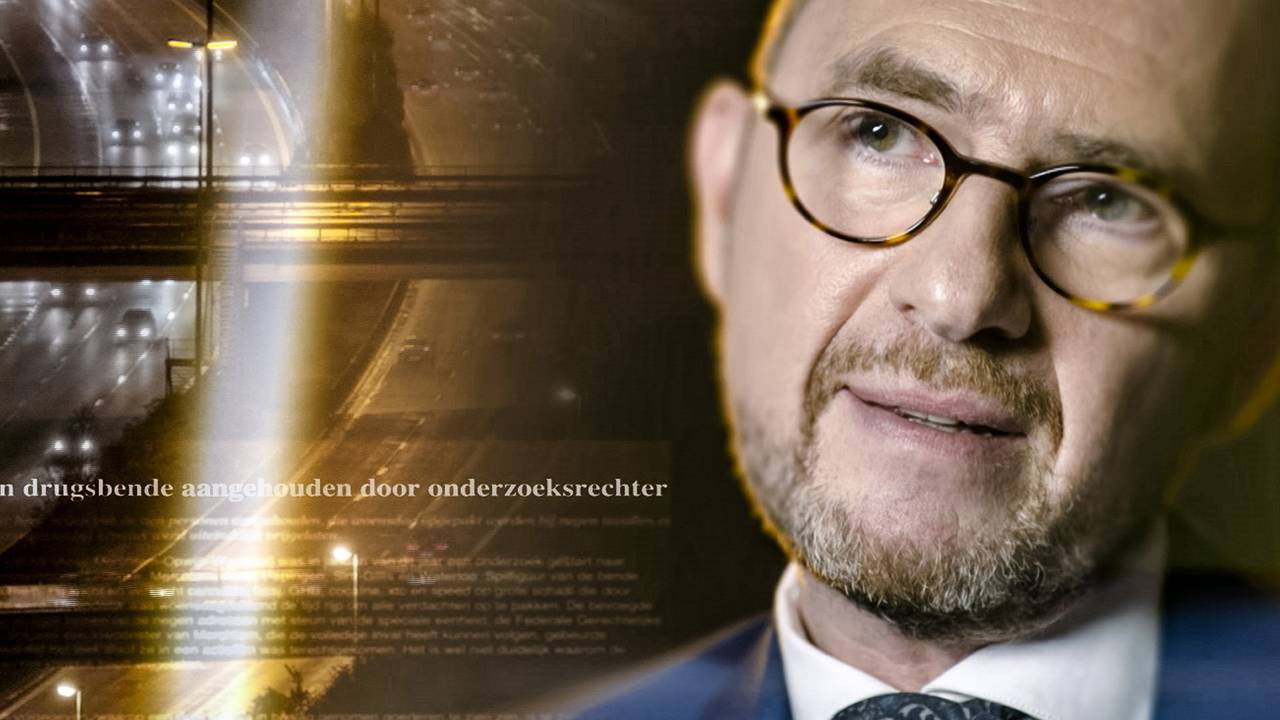 Backdrop for Onderzoeksrechters