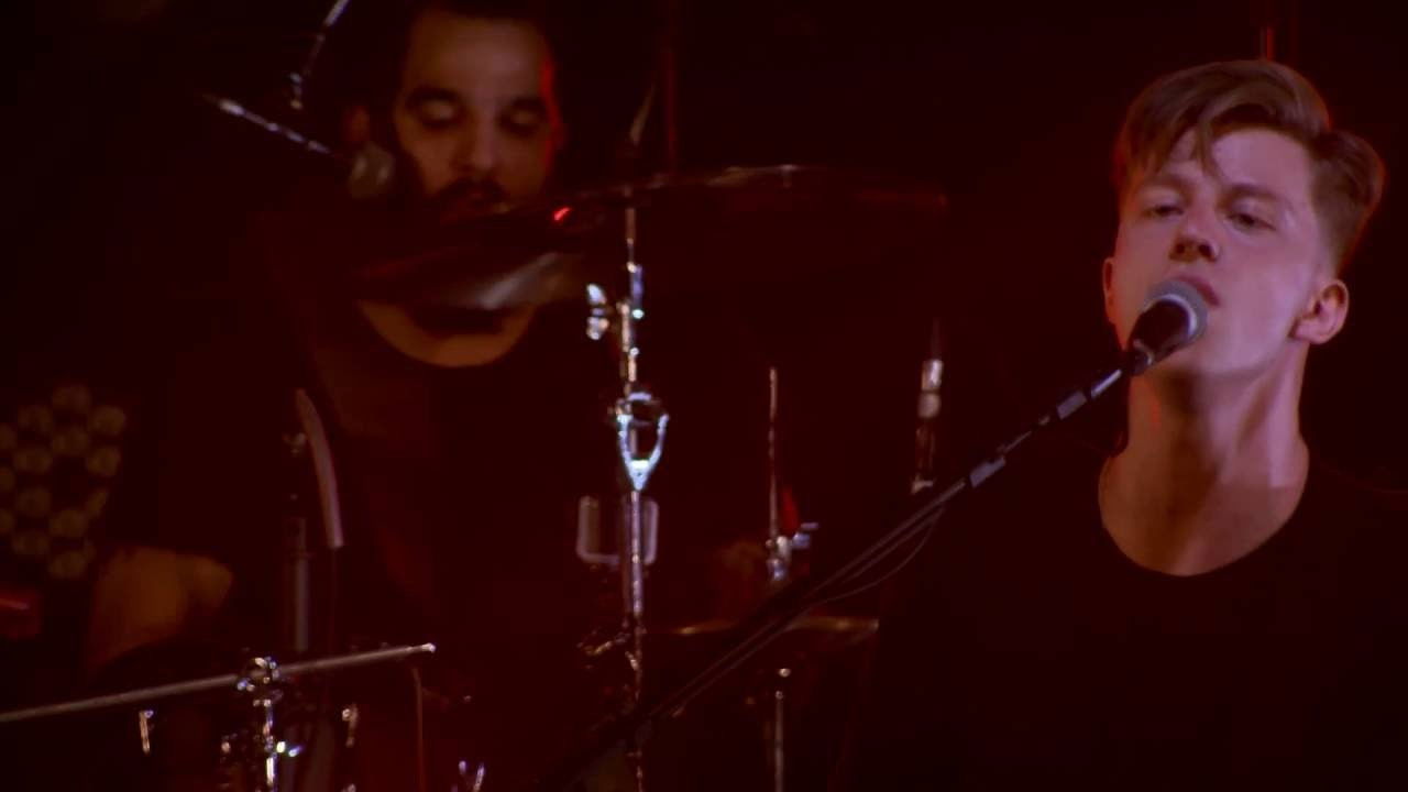 Backdrop for Scalene - Ao Vivo Em Brasília